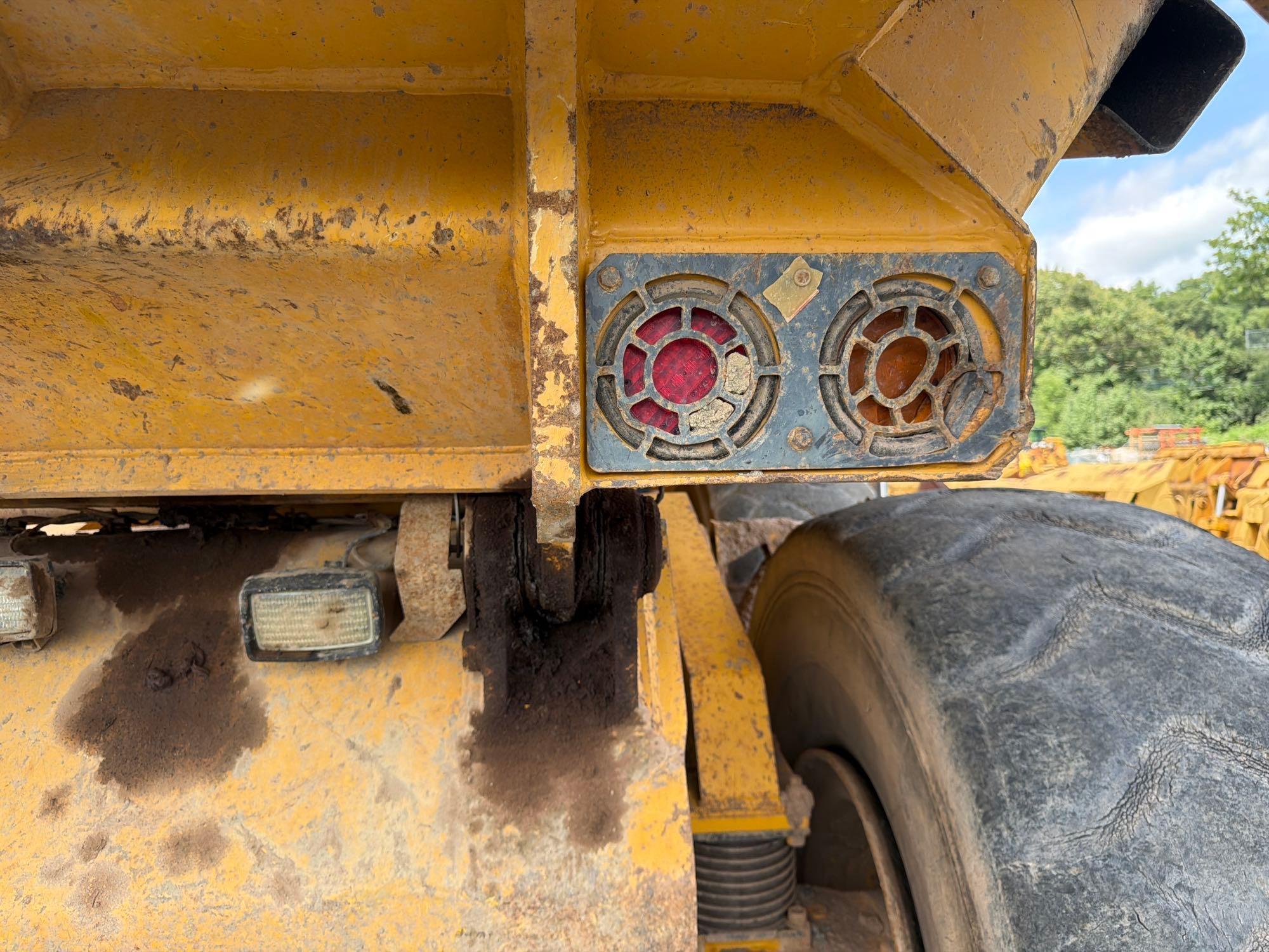 2004 John Deere 350D