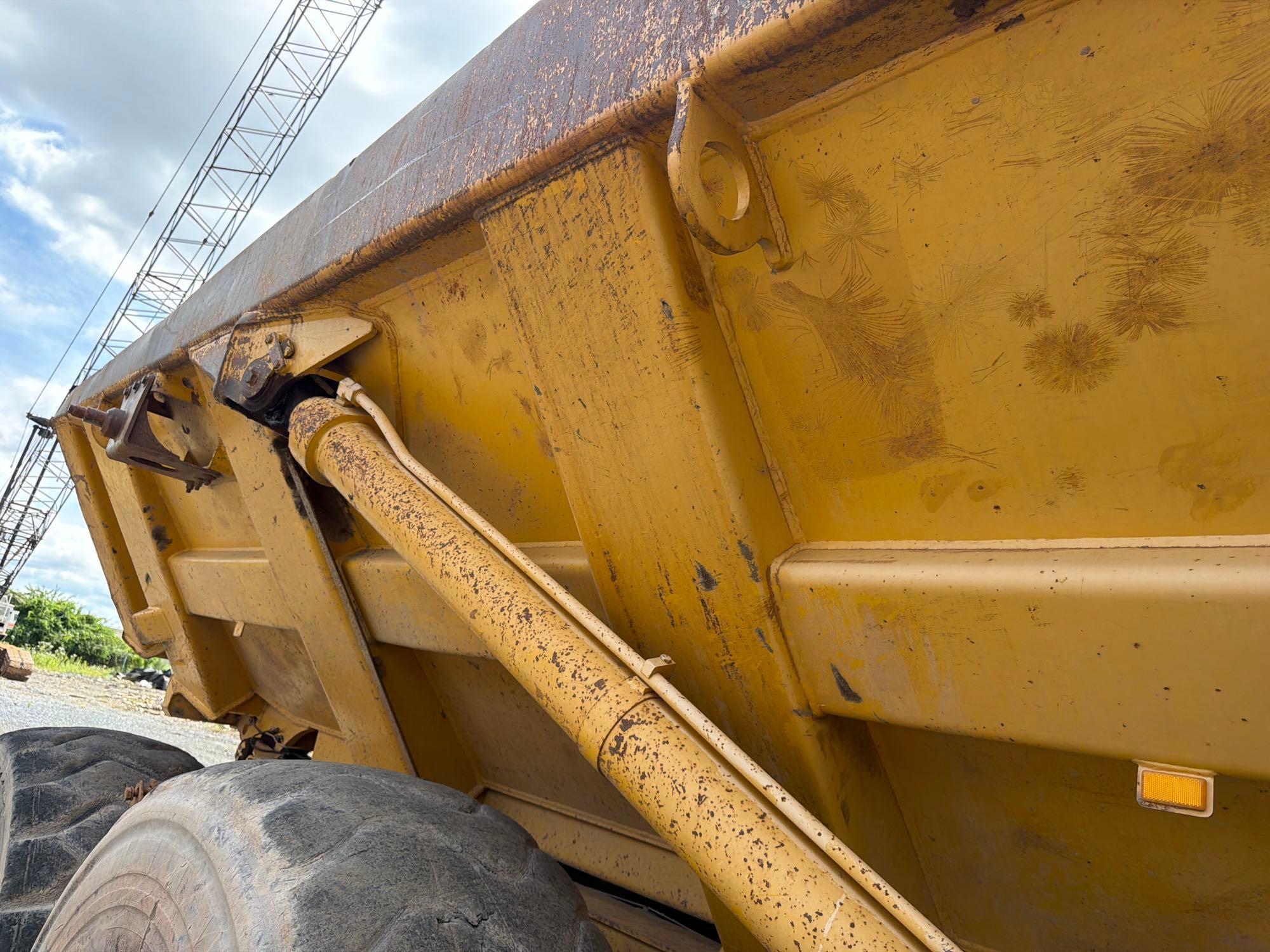2004 John Deere 350D