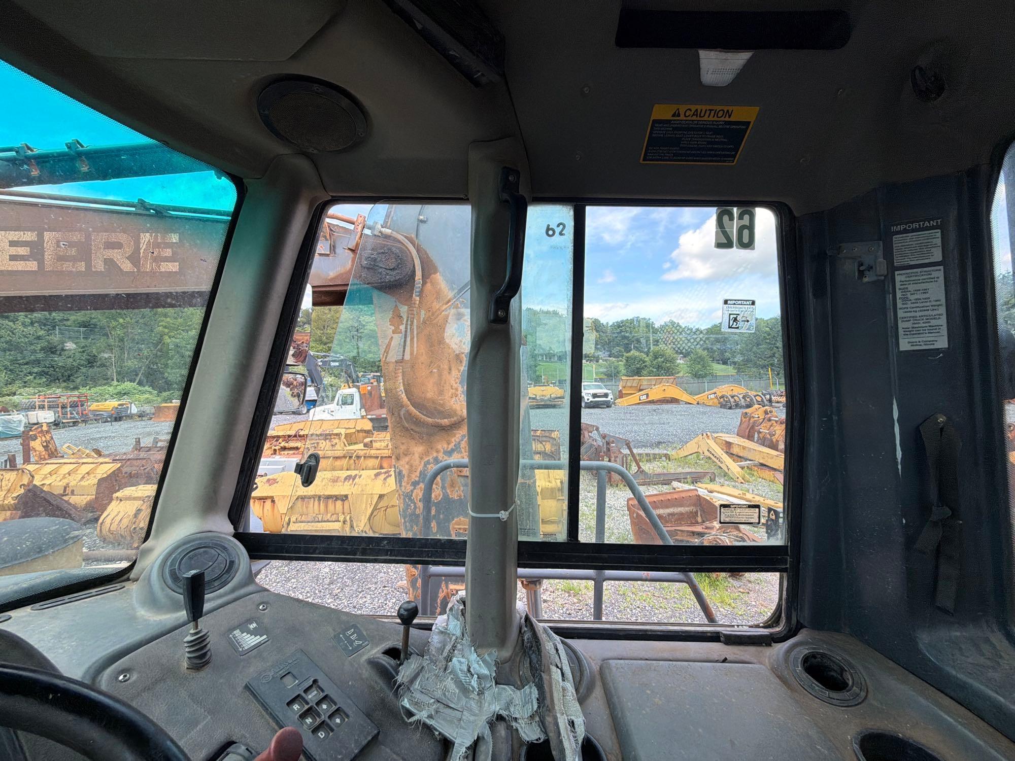 2004 John Deere 350D
