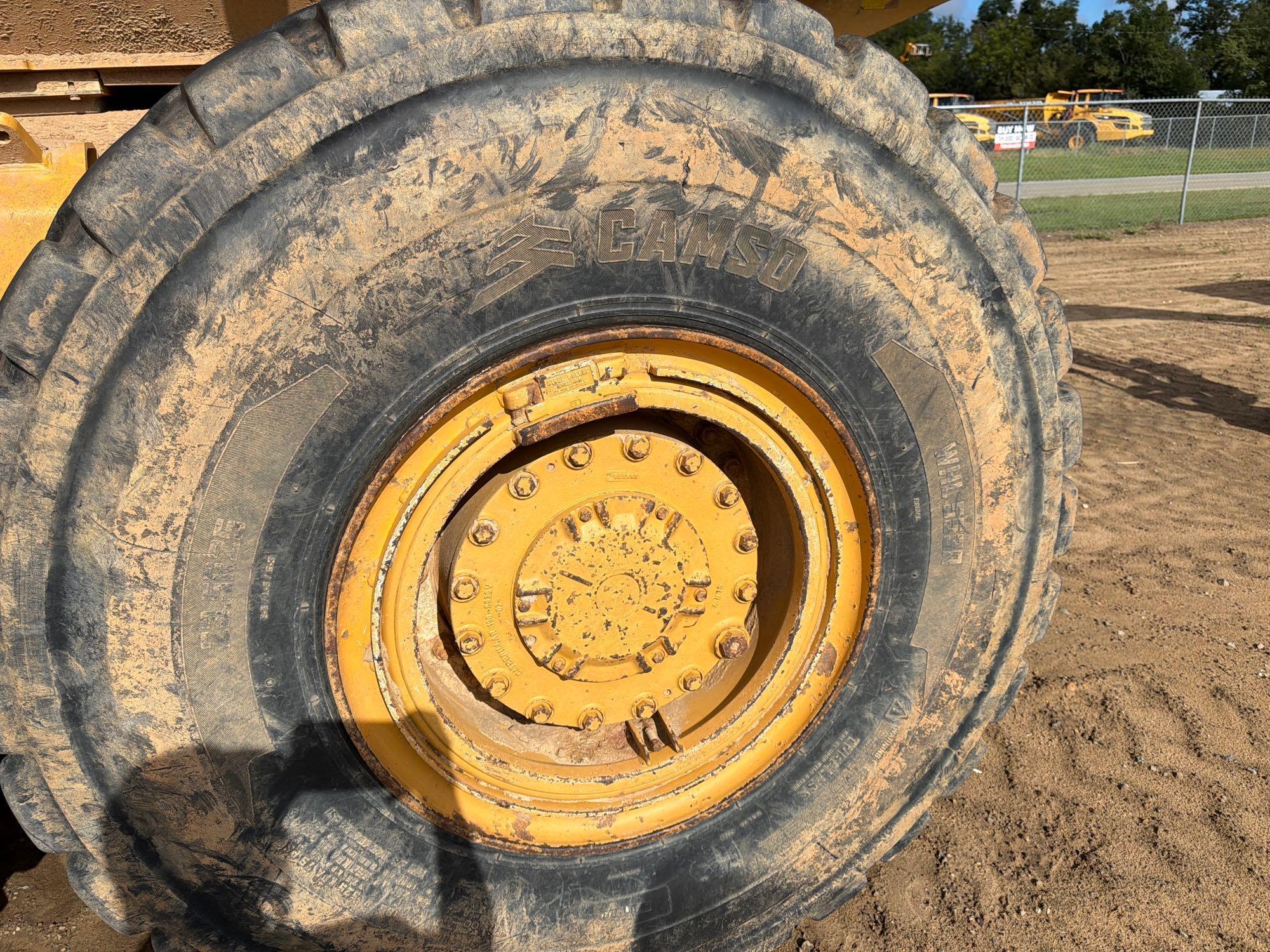 2013 Caterpillar 725