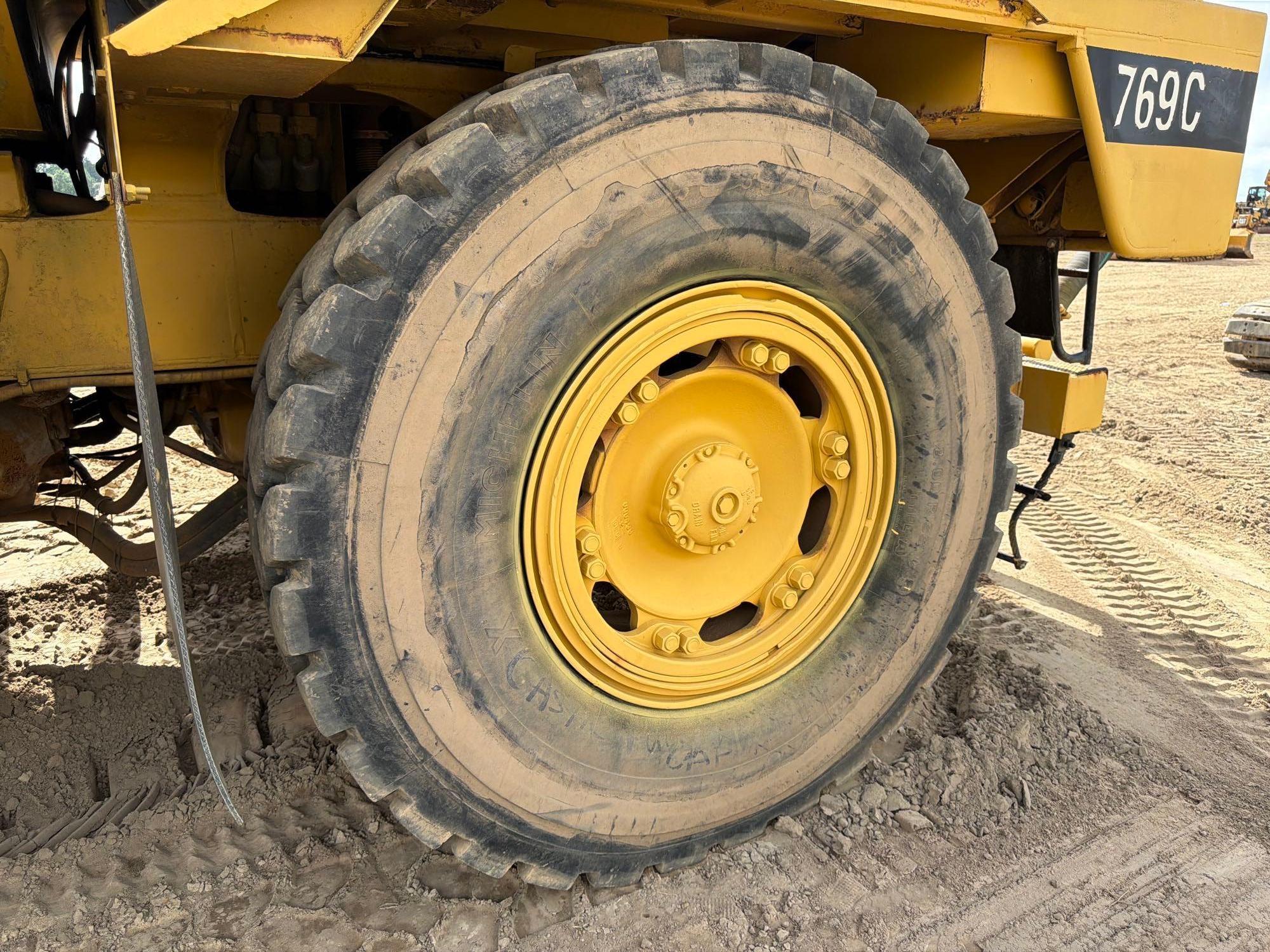 1987 Caterpillar 769