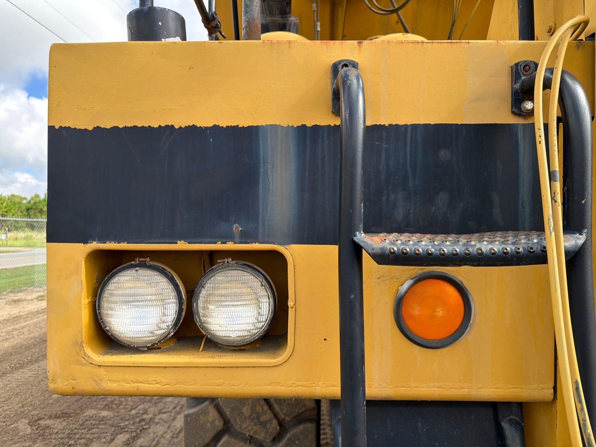1987 Caterpillar 769