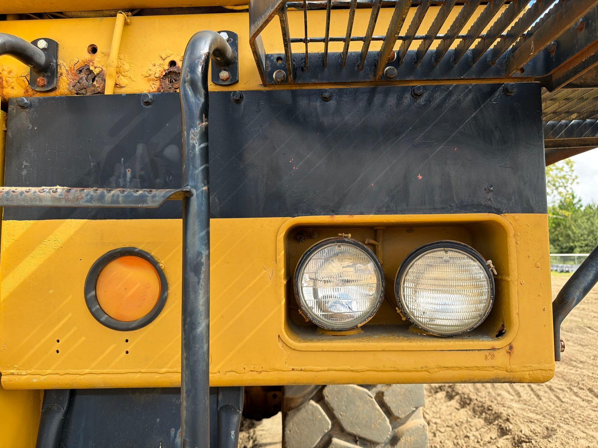 1987 Caterpillar 769