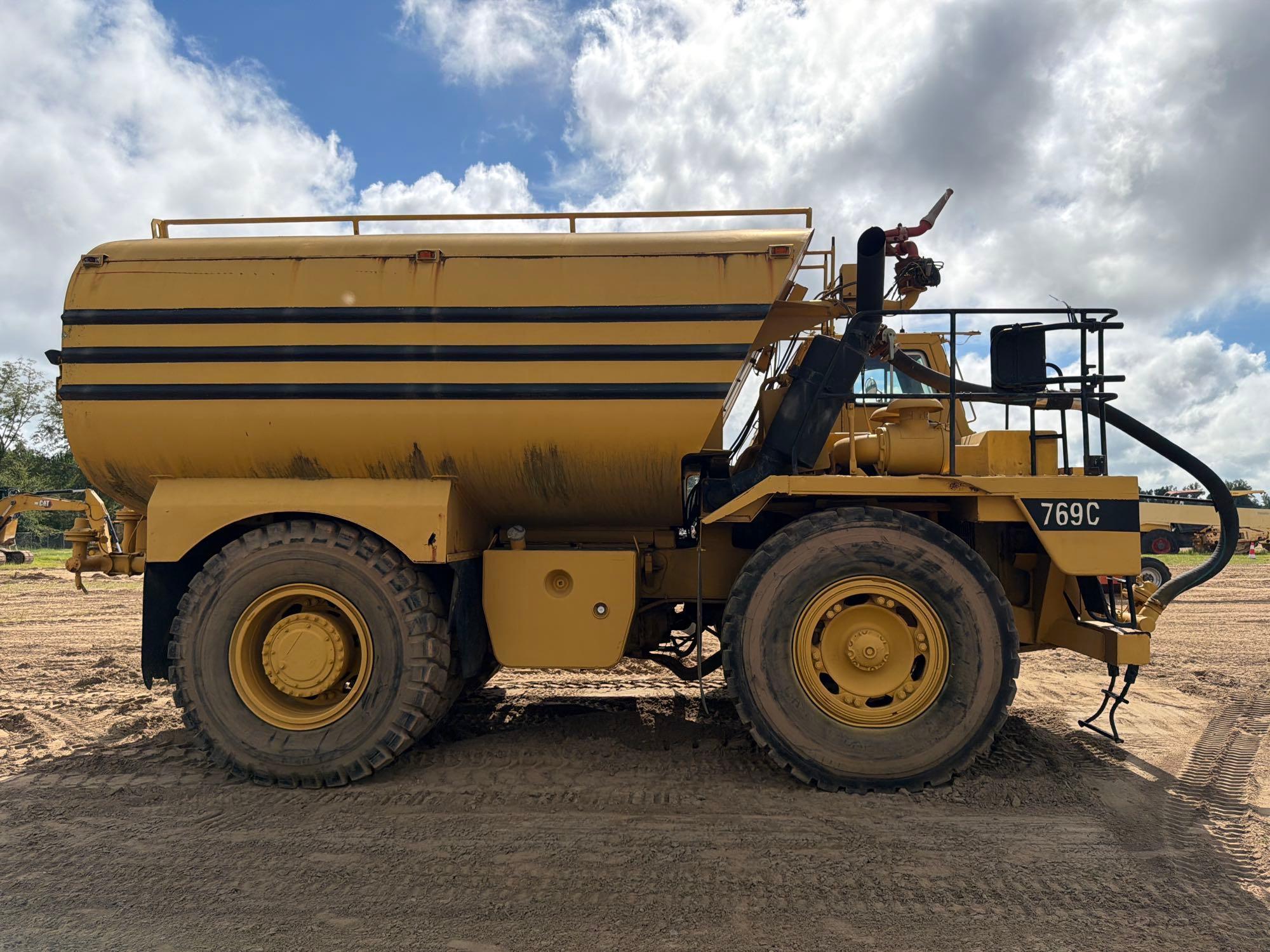1987 Caterpillar 769