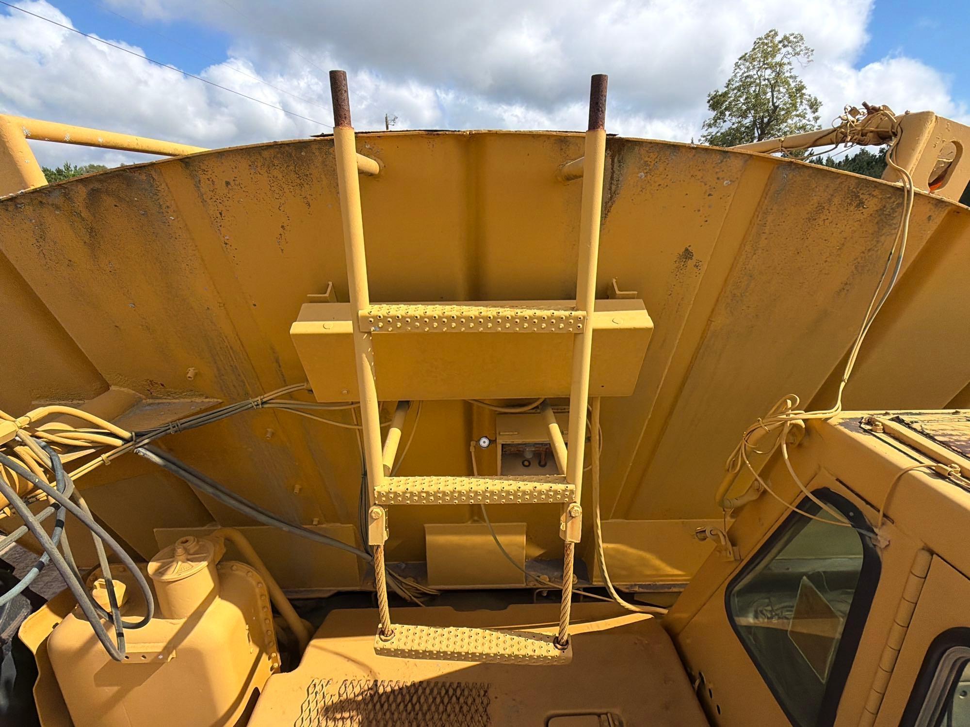 1987 Caterpillar 769