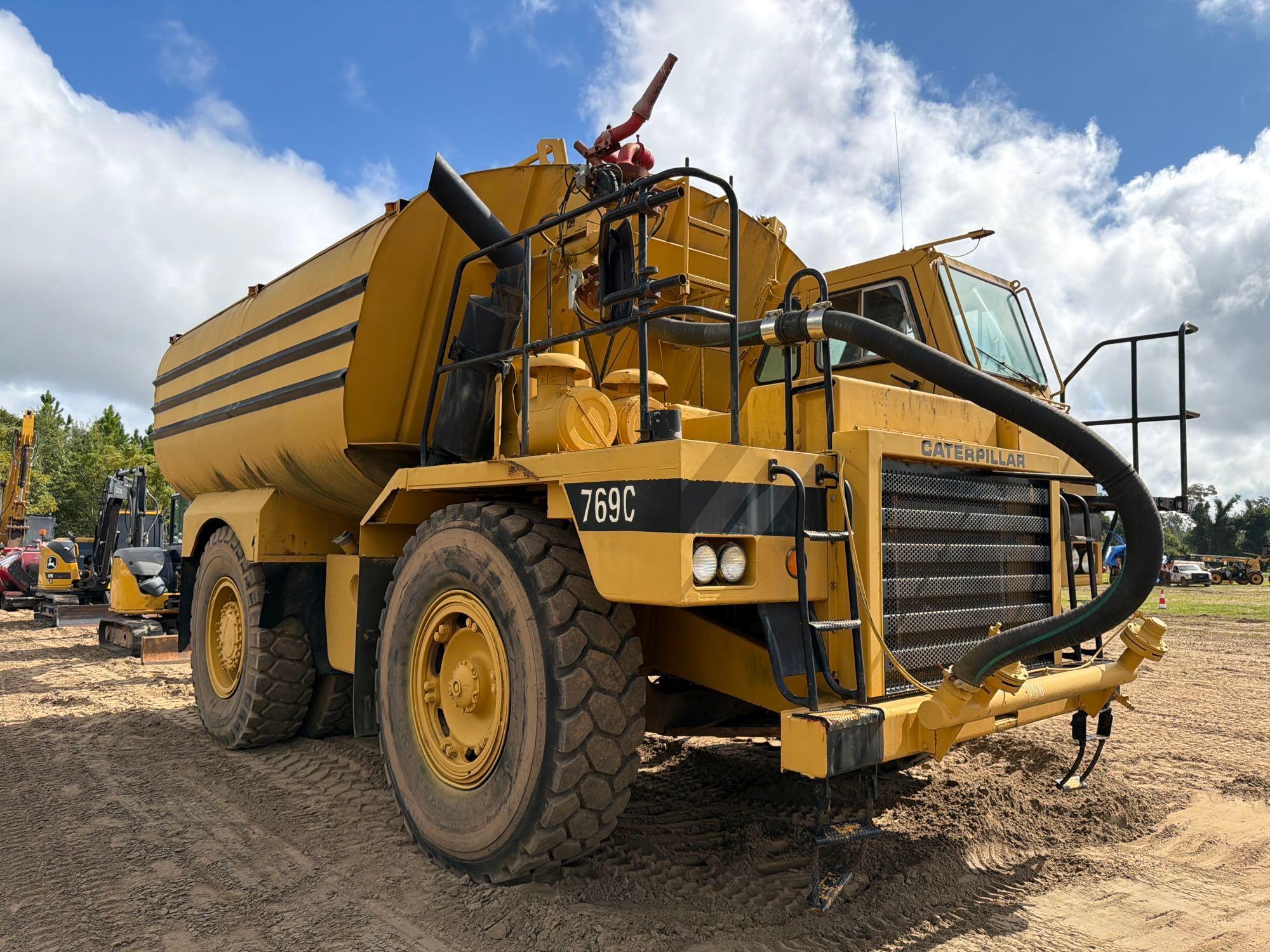1987 Caterpillar 769