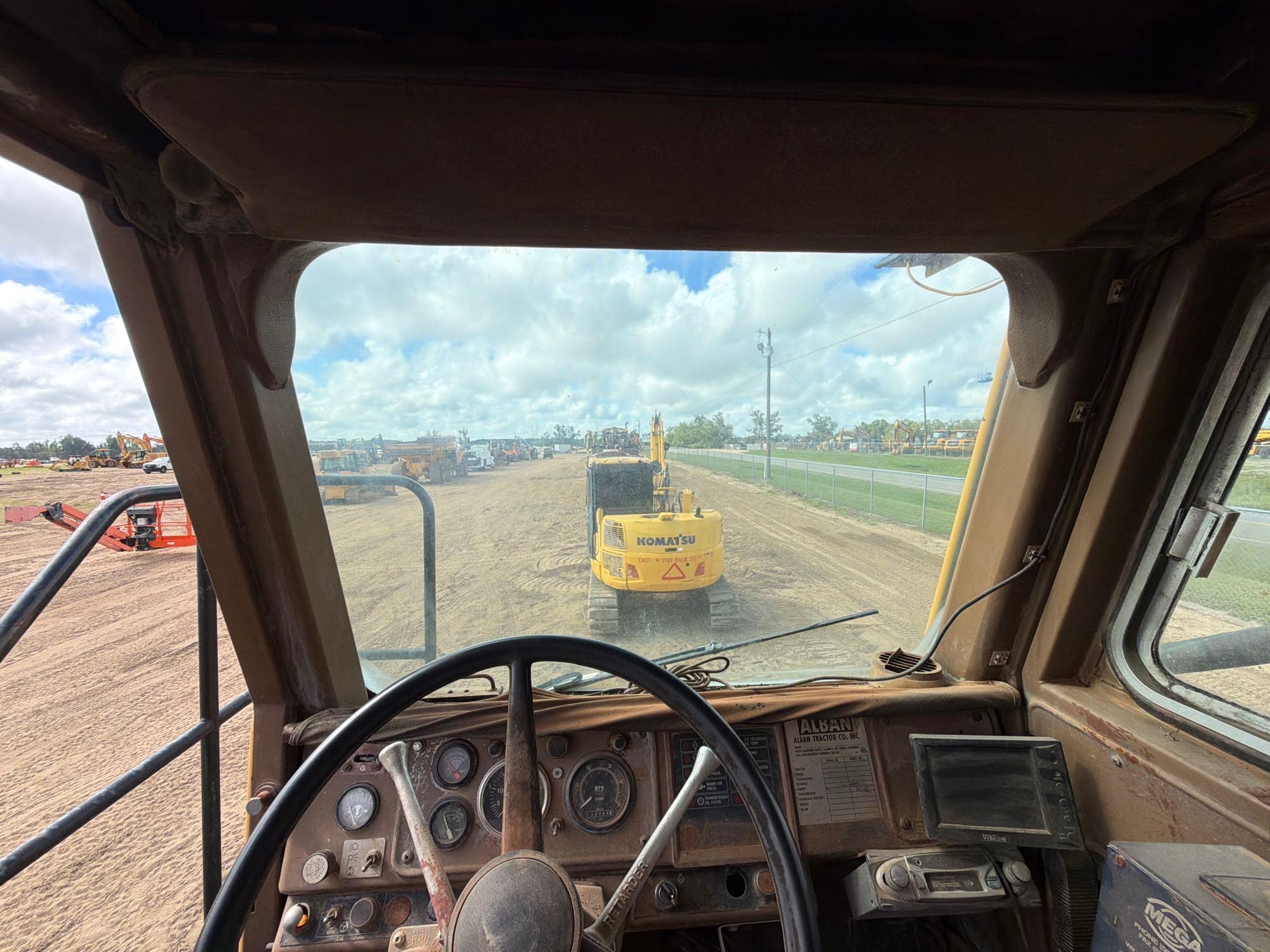 1987 Caterpillar 769