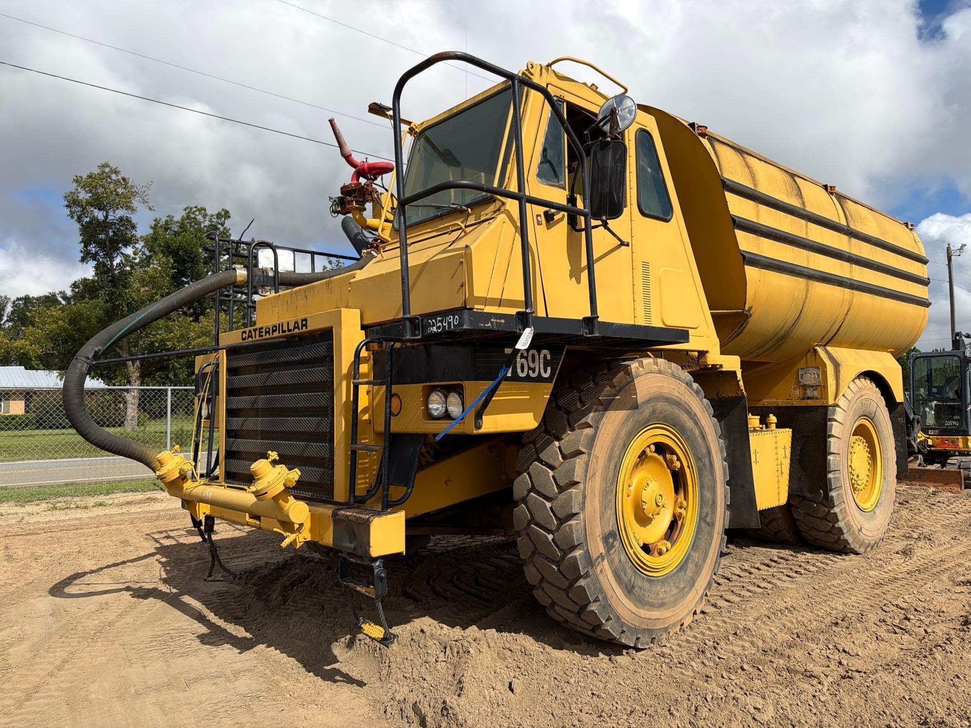 1987 Caterpillar 769