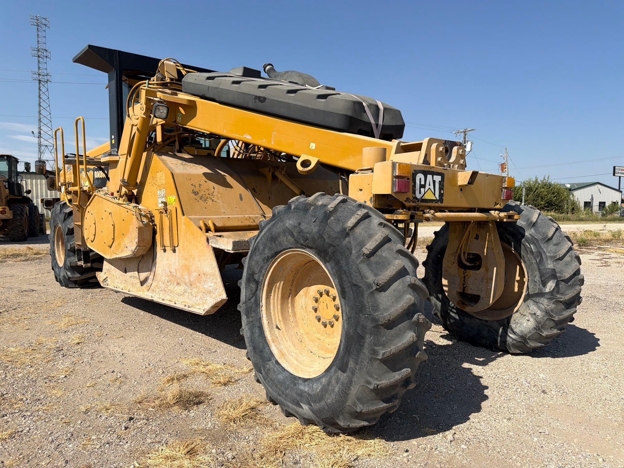 2015 Caterpillar RM-300