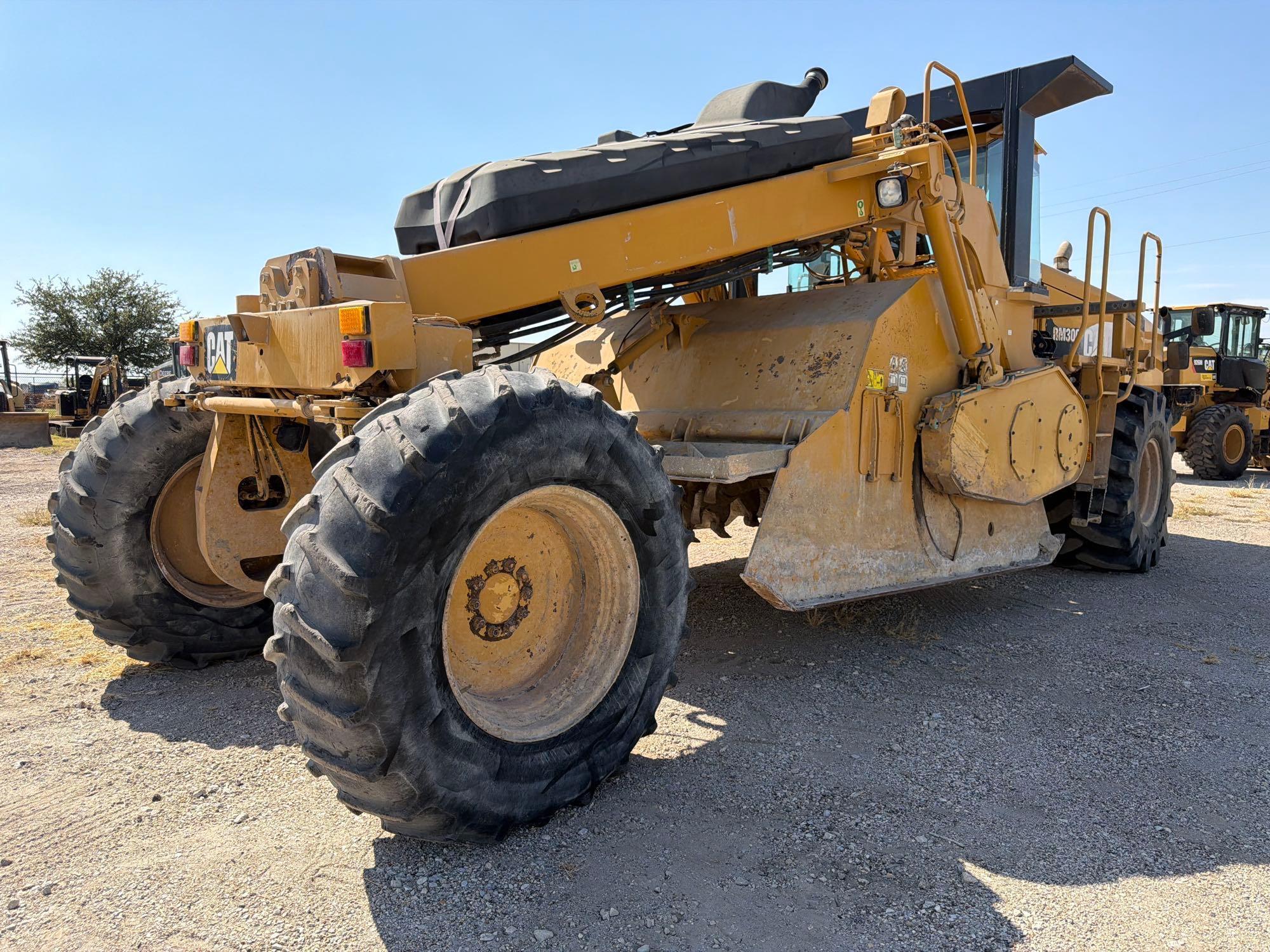 2015 Caterpillar RM-300