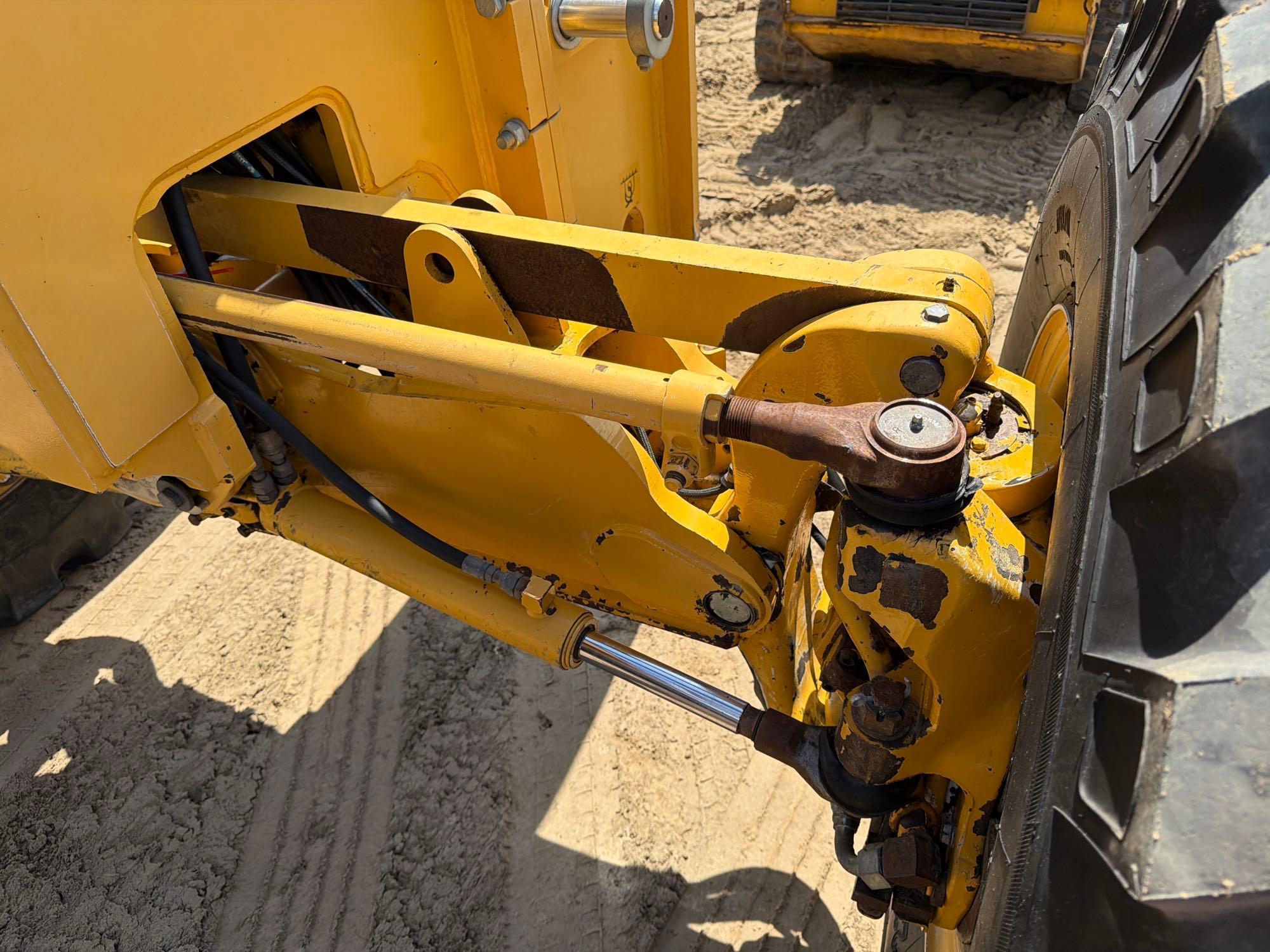 2021 John Deere 672G