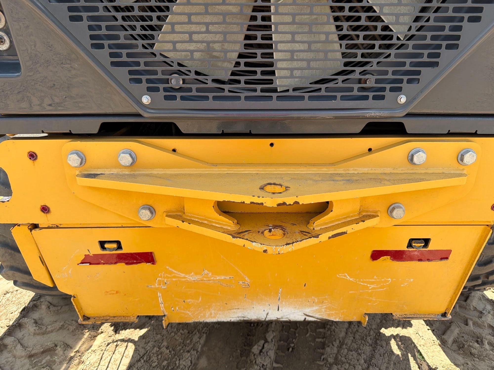 2021 John Deere 672G