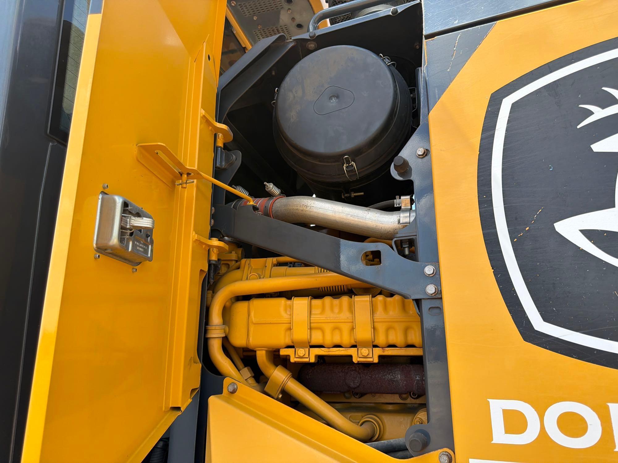 2021 John Deere 672G