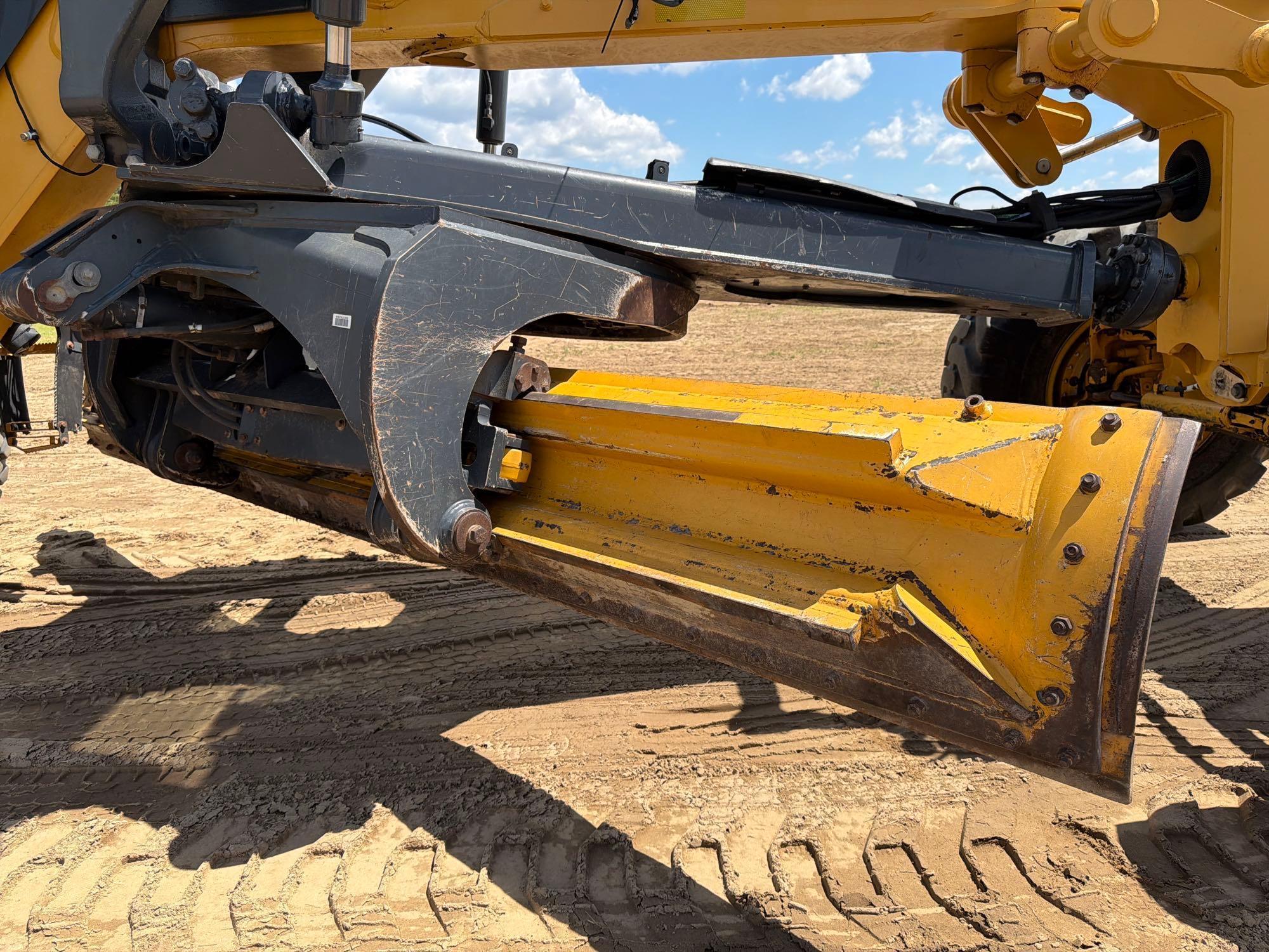 2021 John Deere 672G