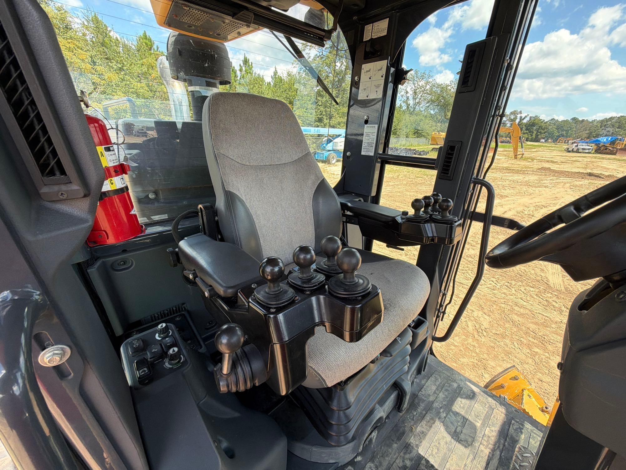 2021 John Deere 672G
