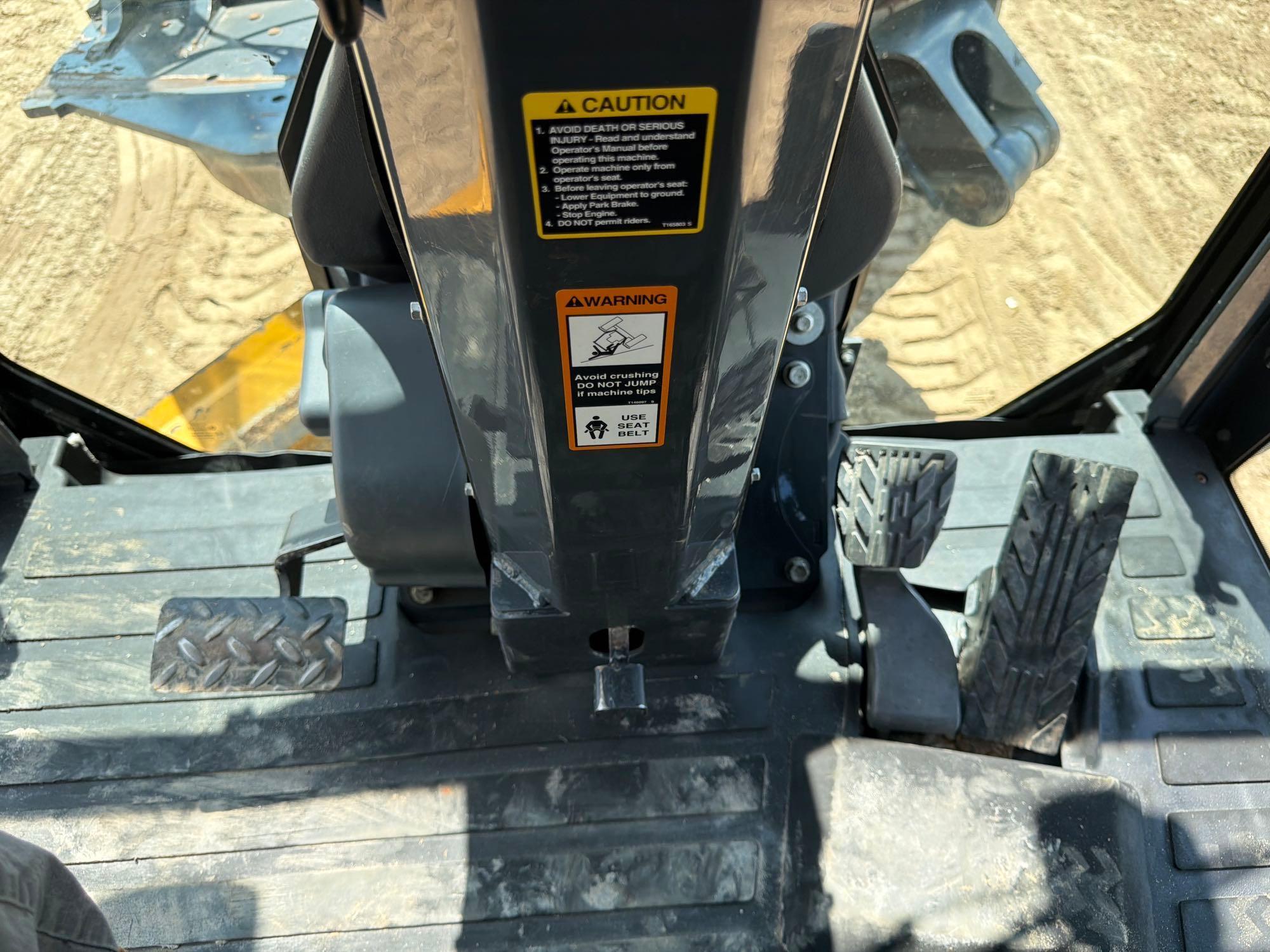 2021 John Deere 672G