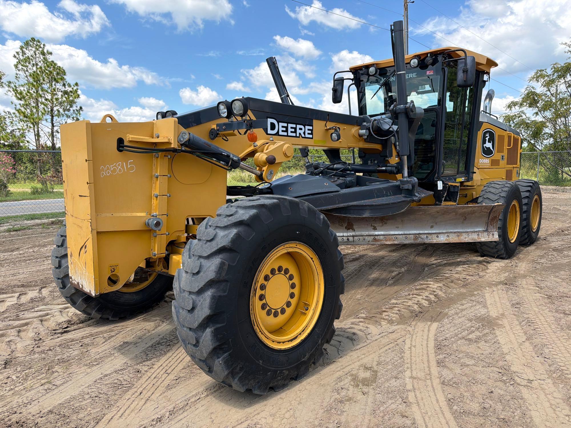 2021 John Deere 672G