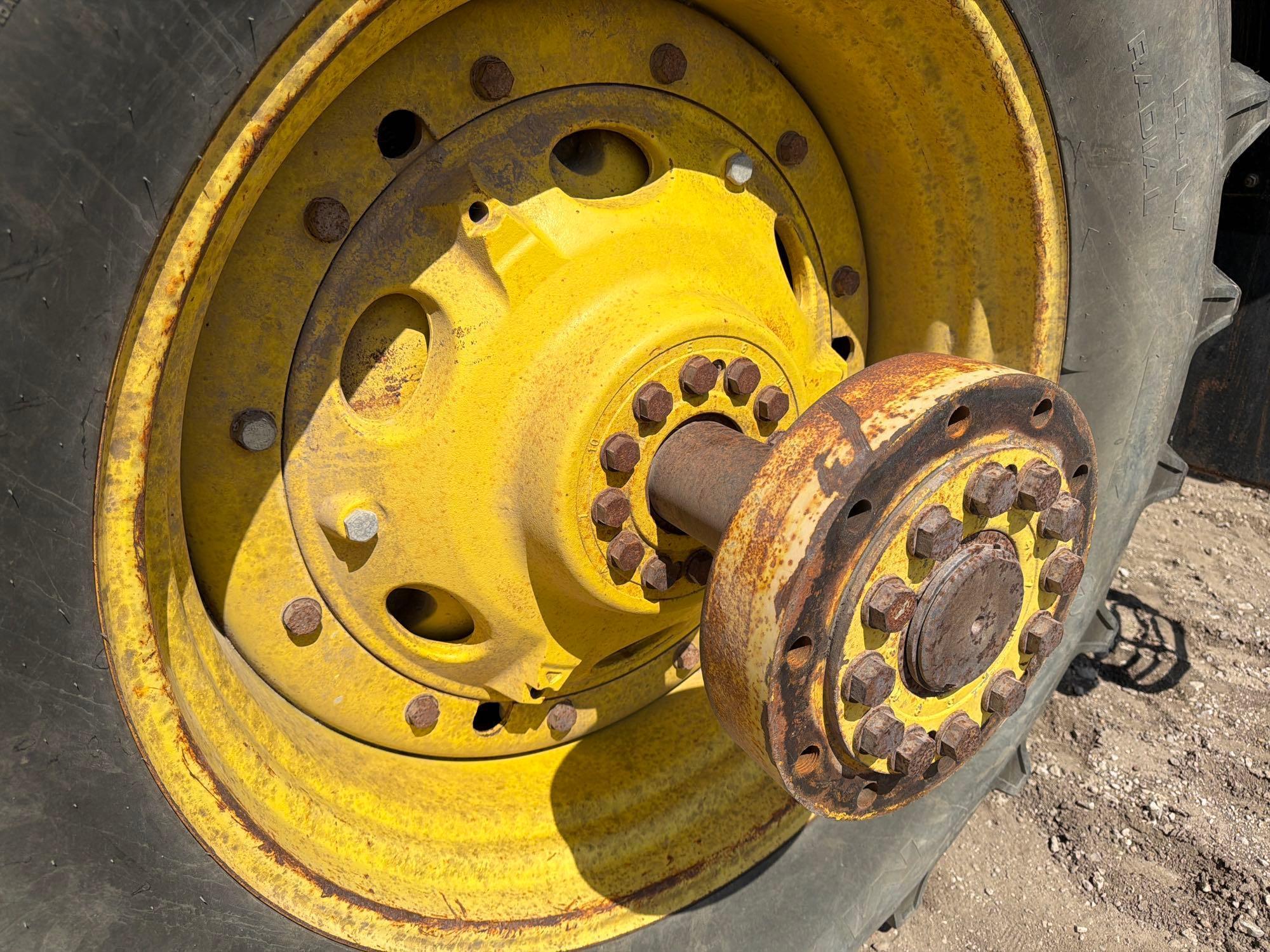 John Deere 9530