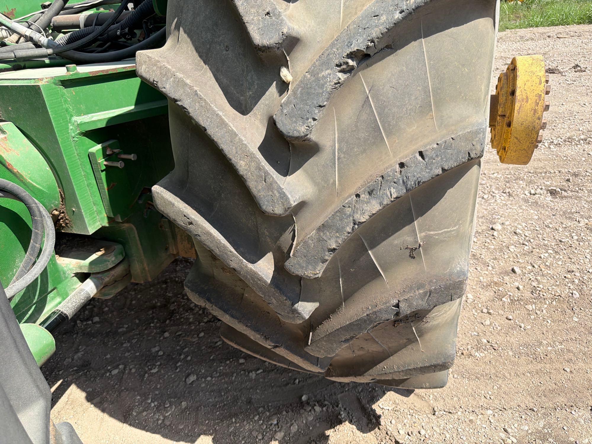 John Deere 9530