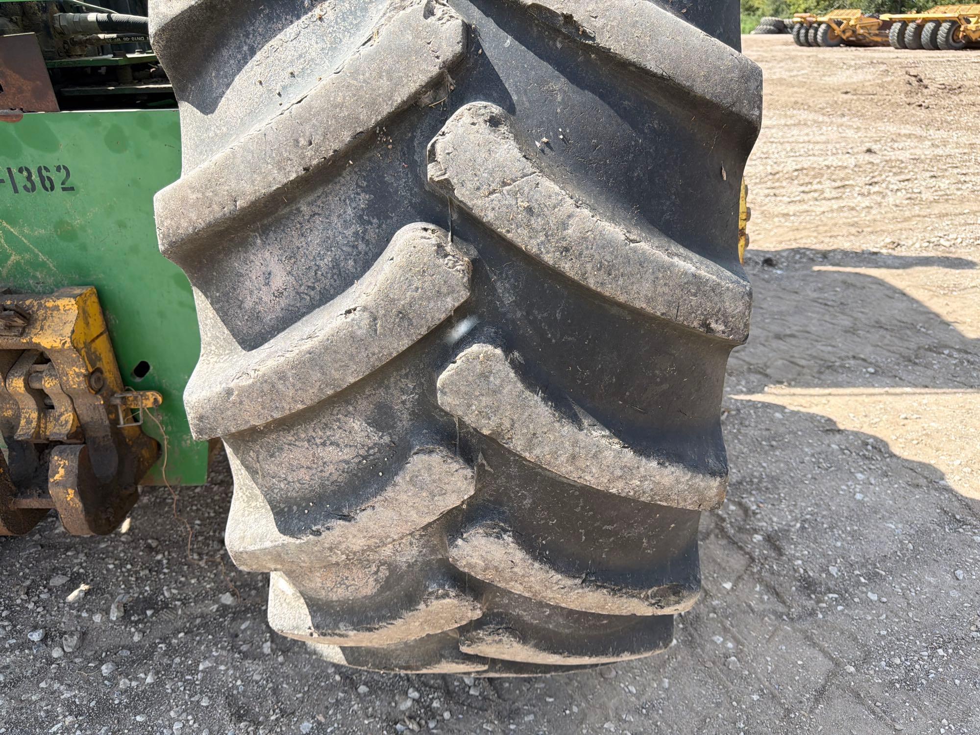 John Deere 9530