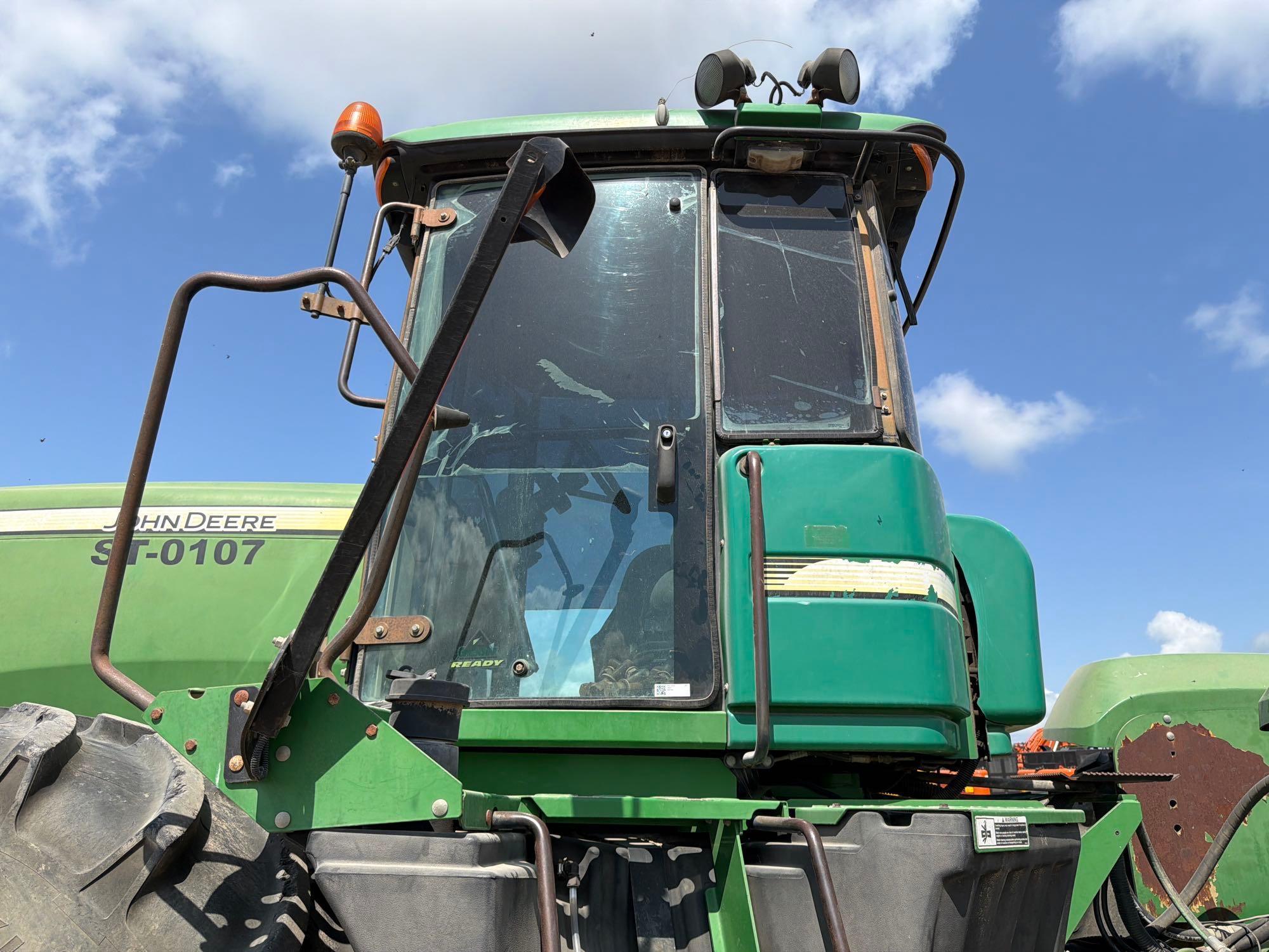 John Deere 9530