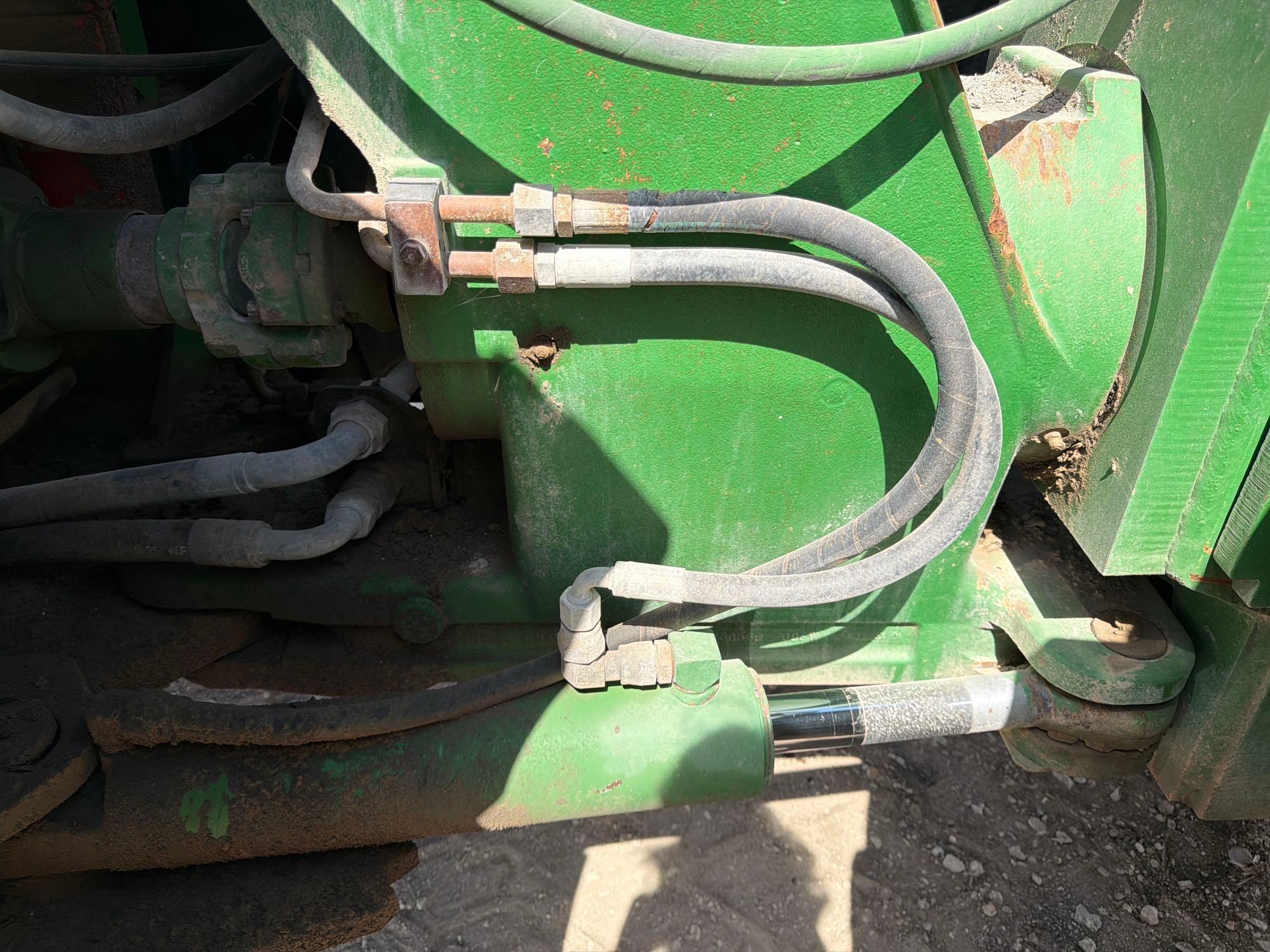 John Deere 9530