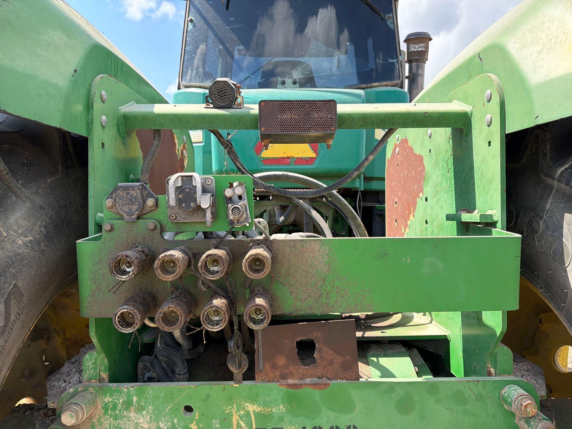 John Deere 9530