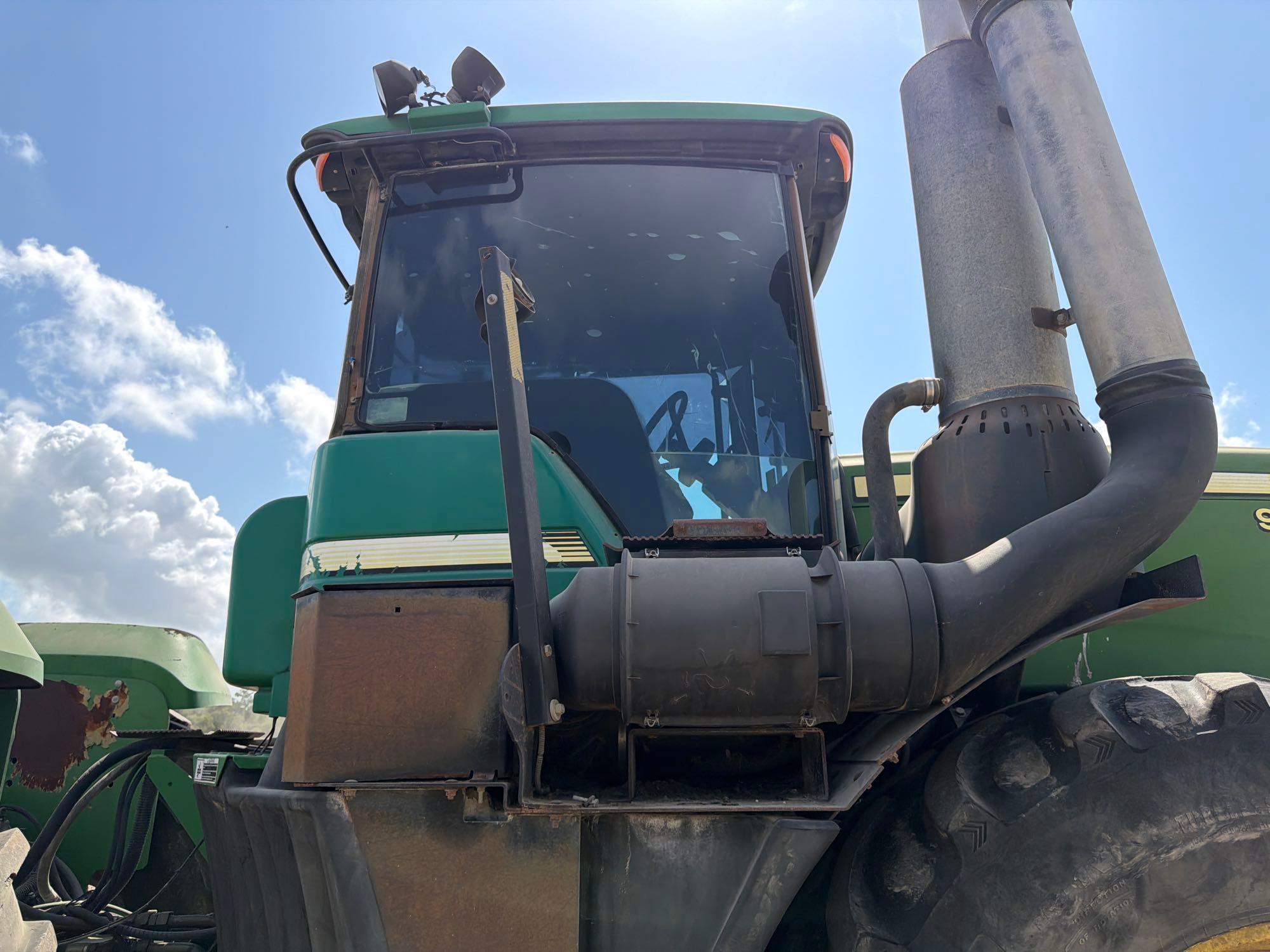 John Deere 9530