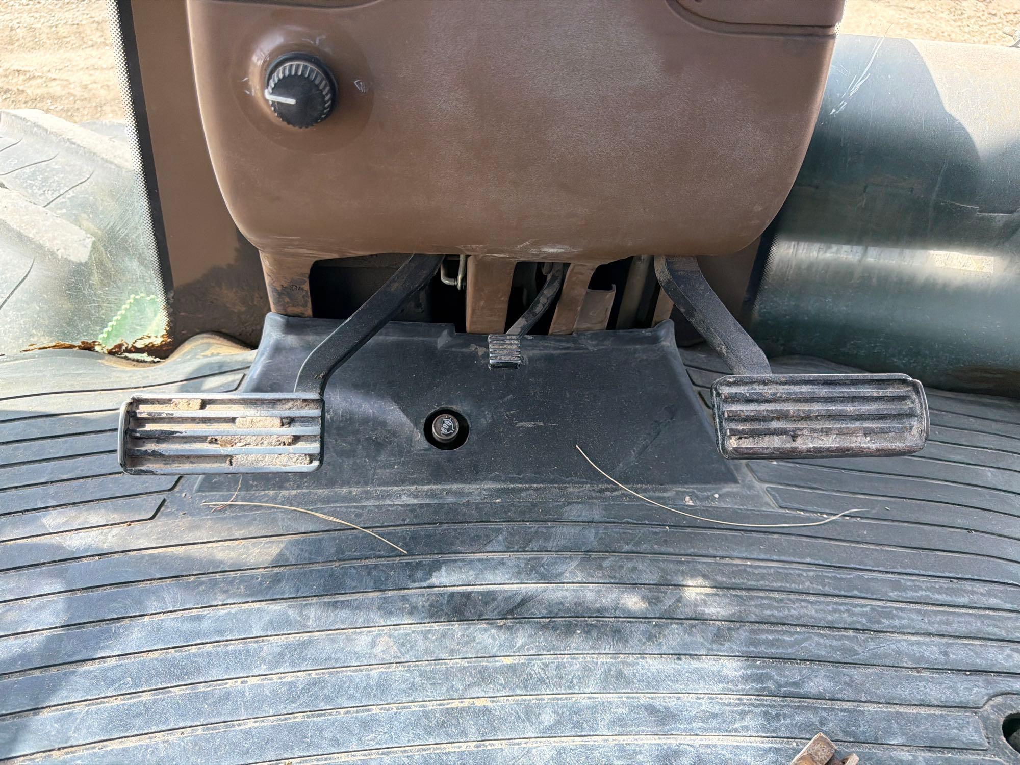 John Deere 9530