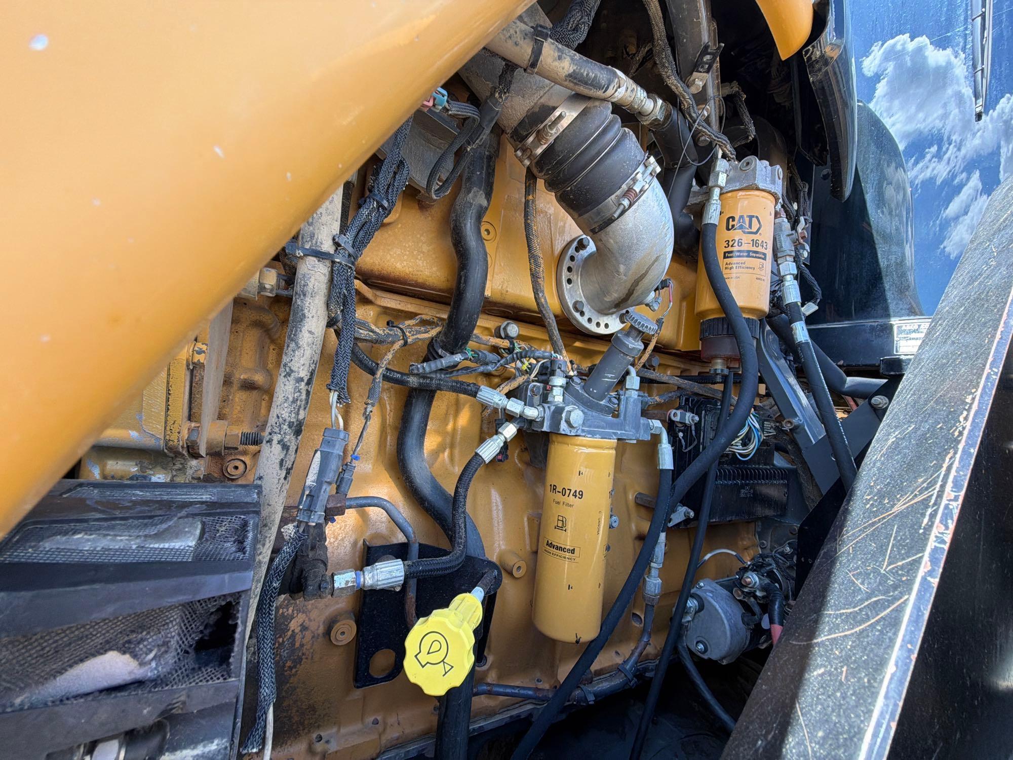Challenger MT965C