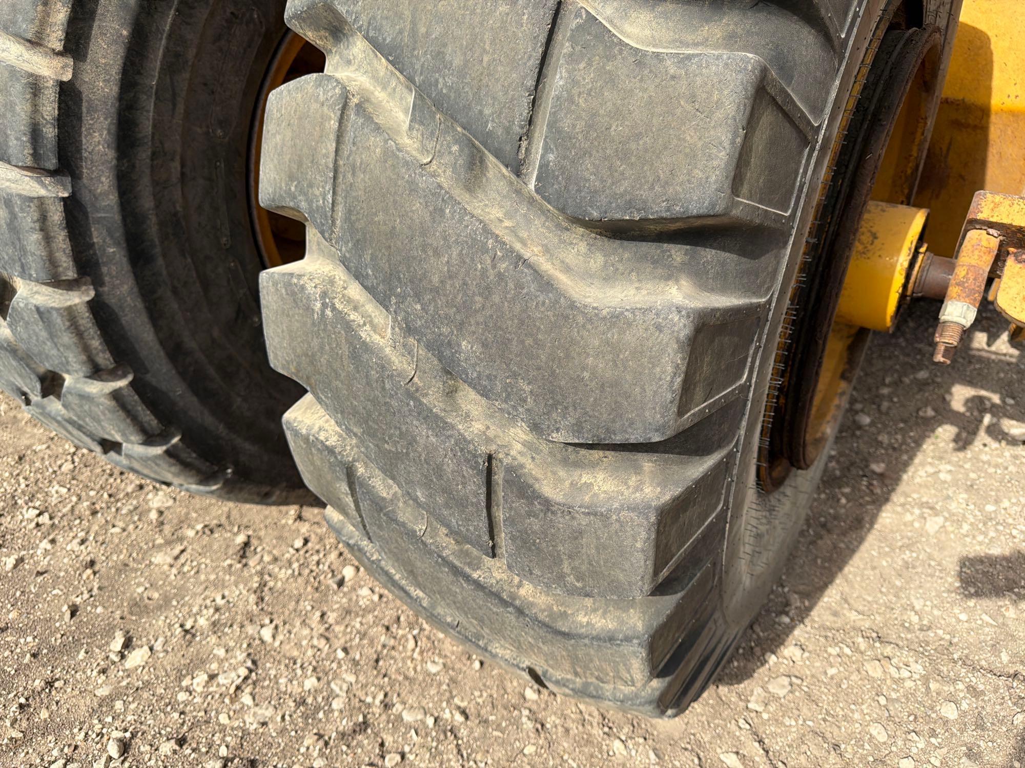 2007 John Deere 1812C