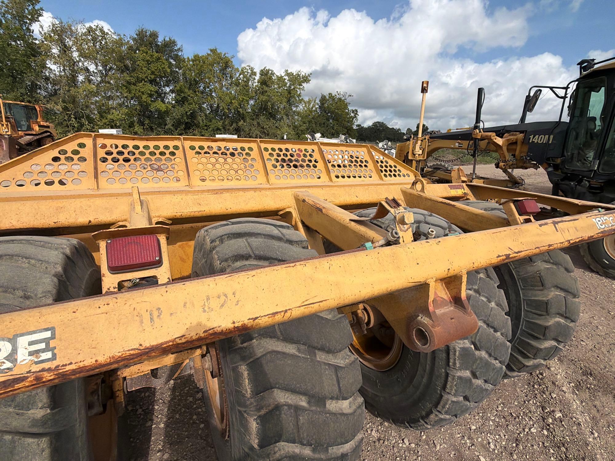 2007 John Deere 1812C