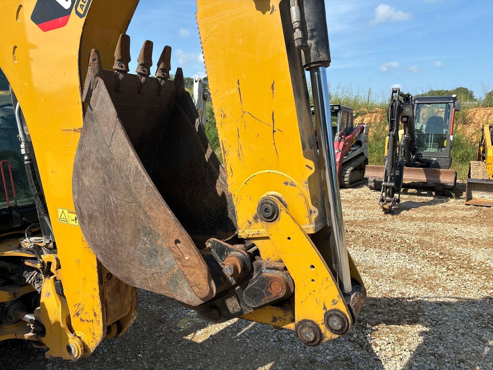 Caterpillar 420F2