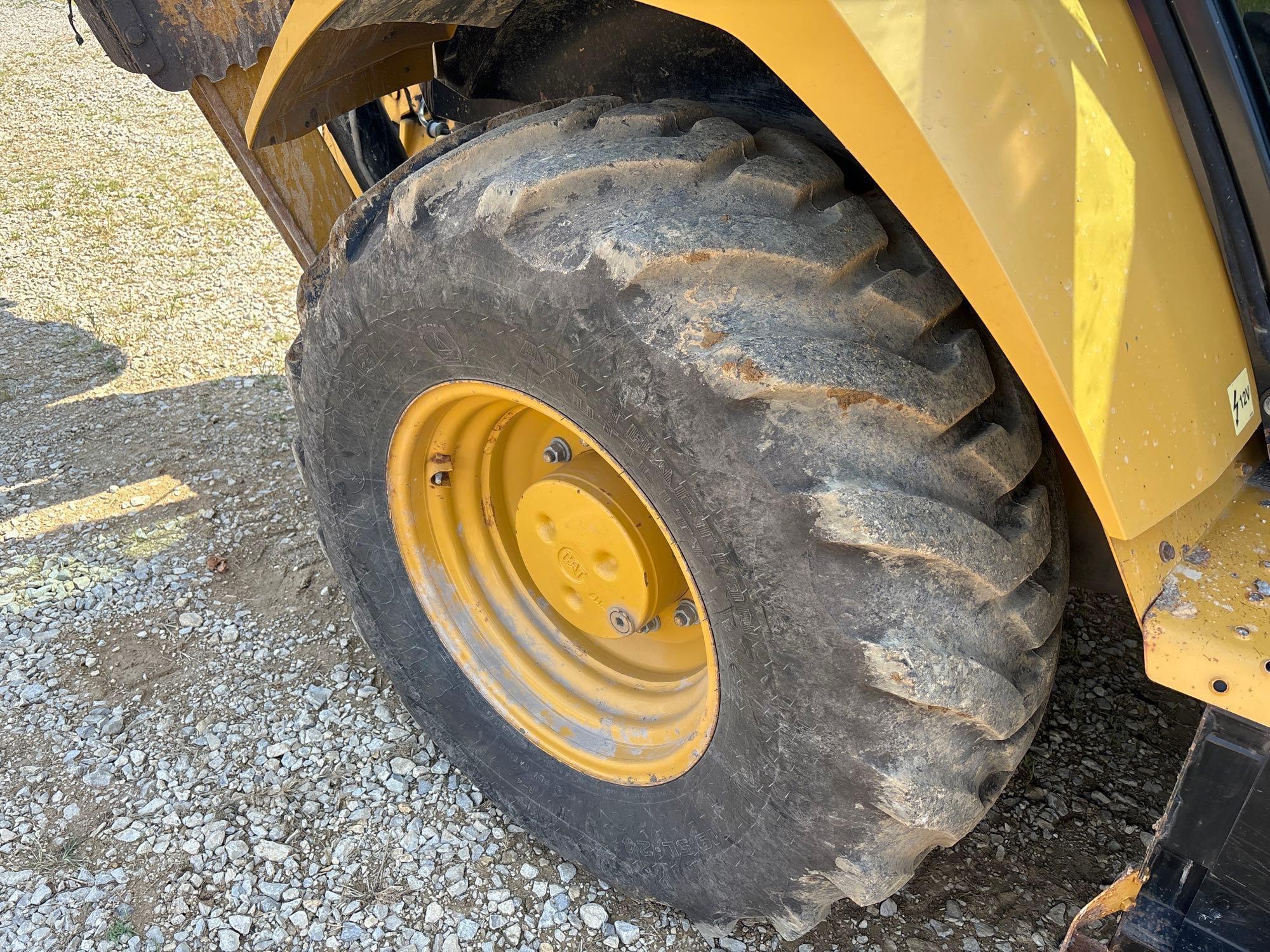 Caterpillar 420F2