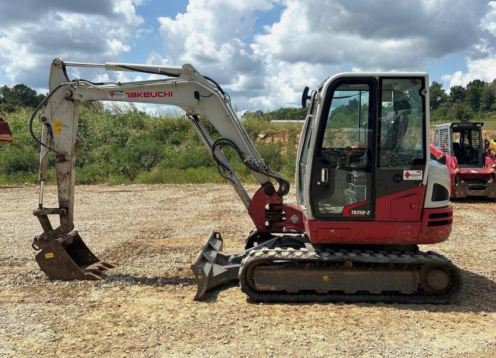 Photo of 2021 Takeuchi TB250