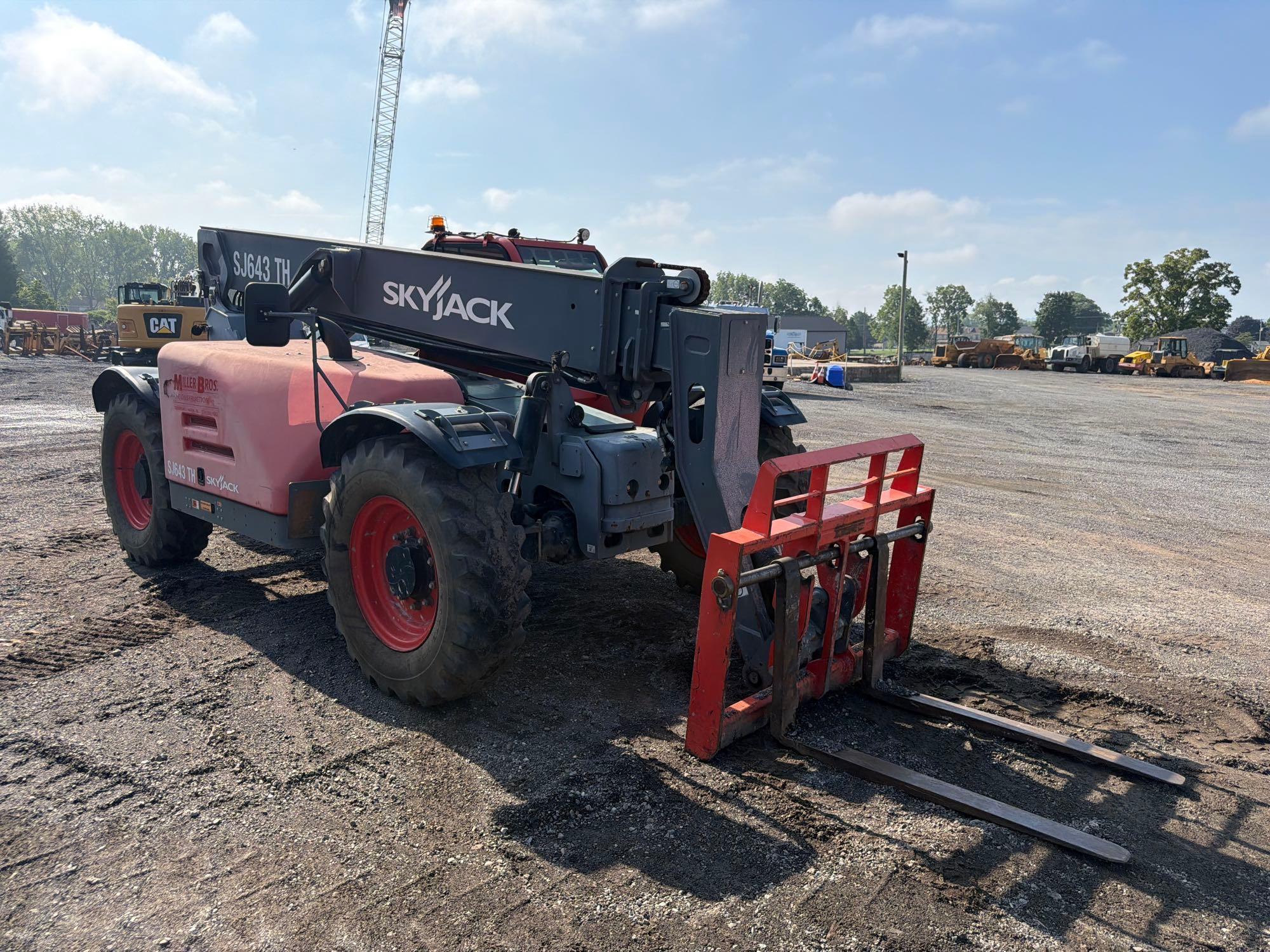Skyjack 643