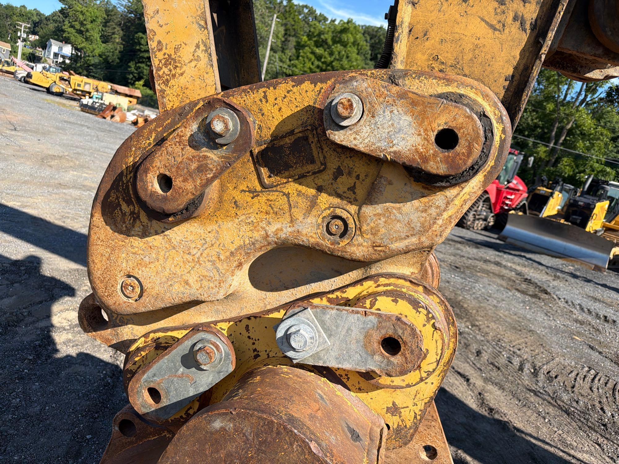 Caterpillar 325DL