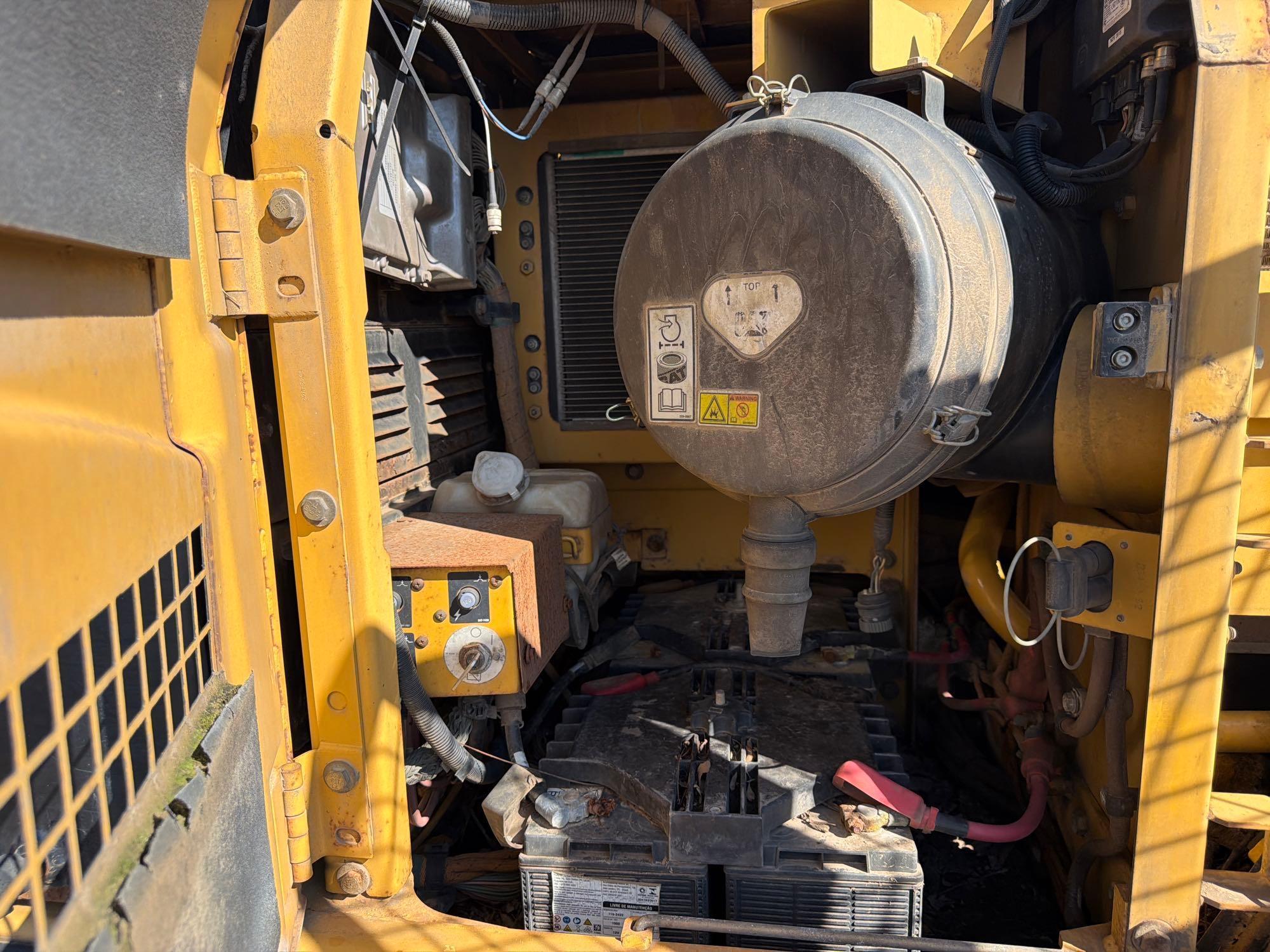 Caterpillar 325DL