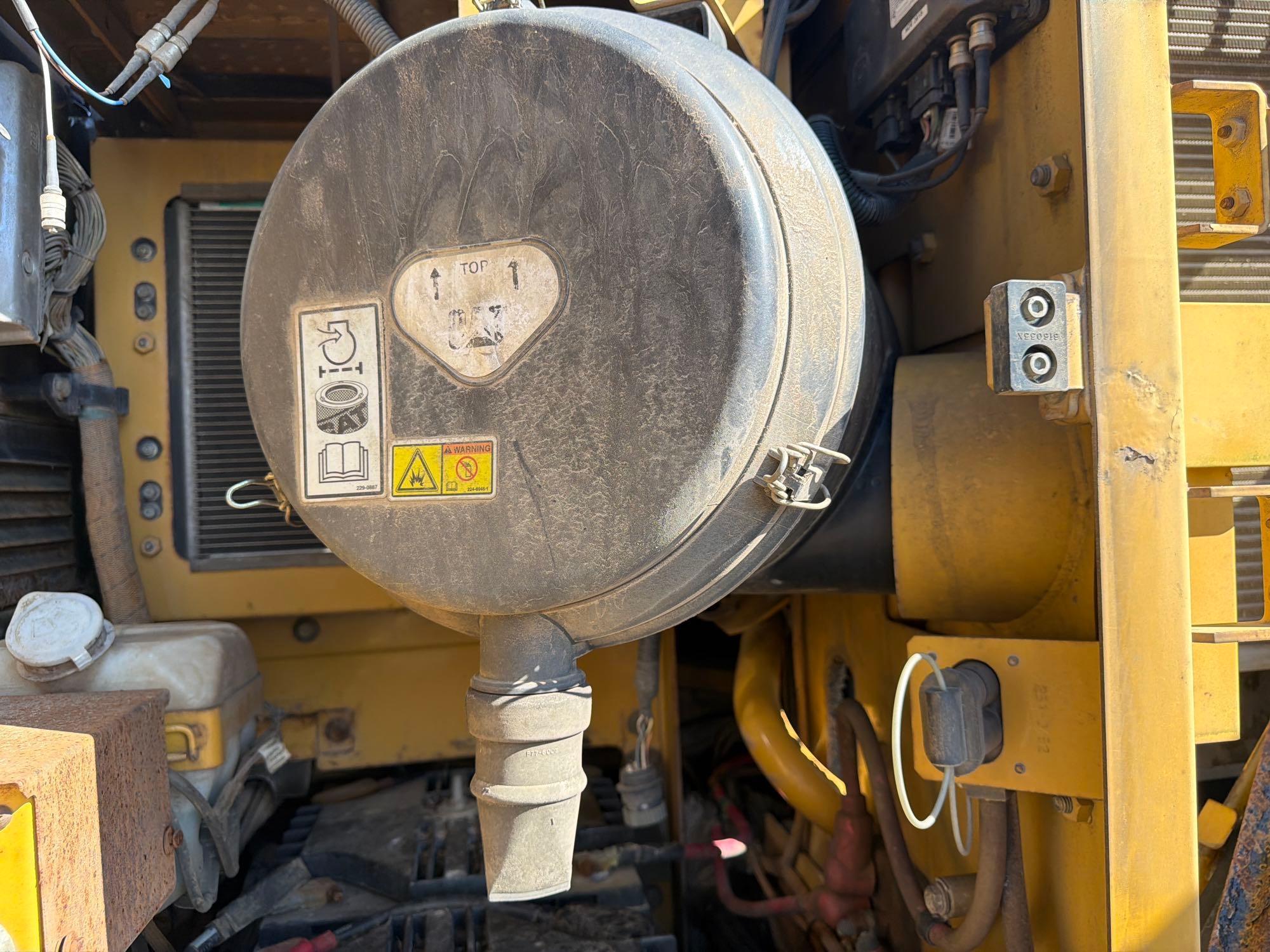 Caterpillar 325DL