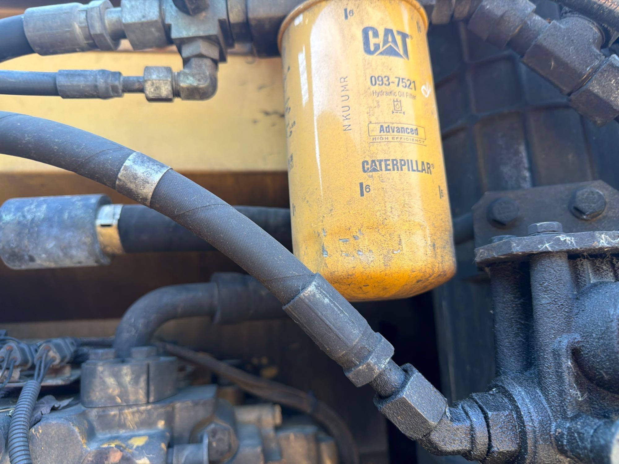 Caterpillar 325DL