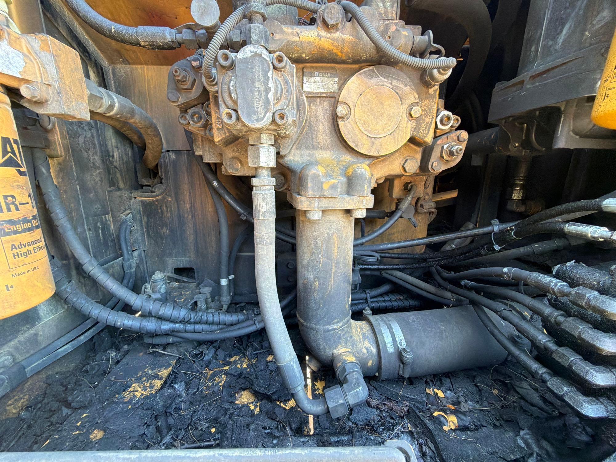 Caterpillar 325DL