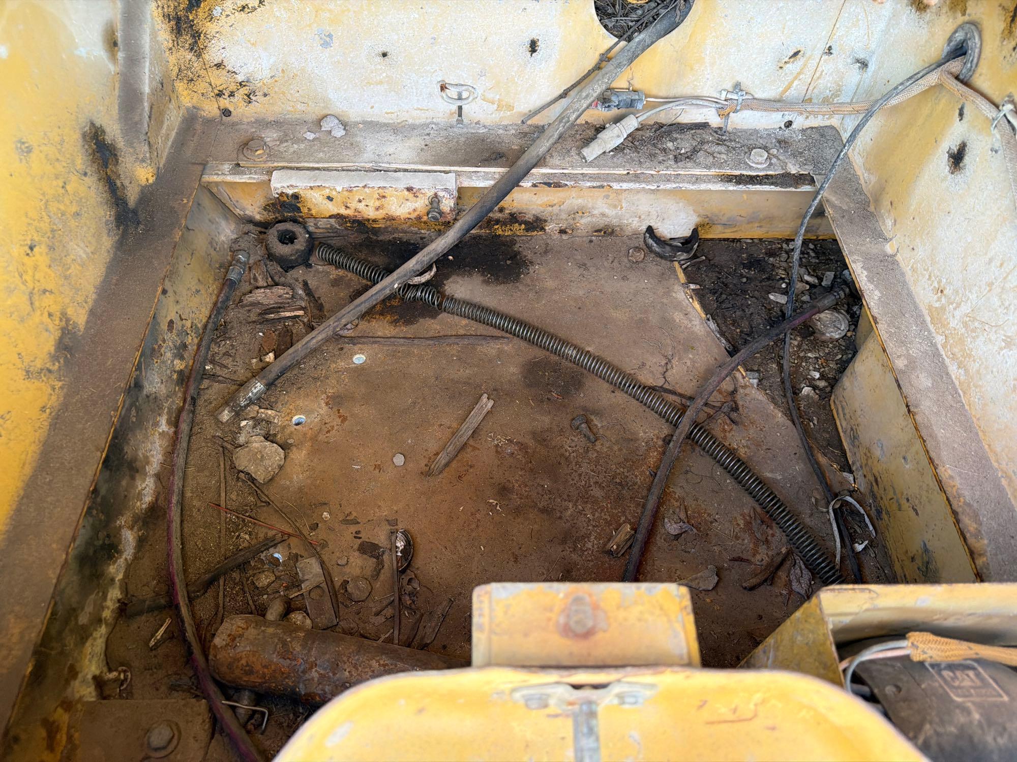 Caterpillar 325DL
