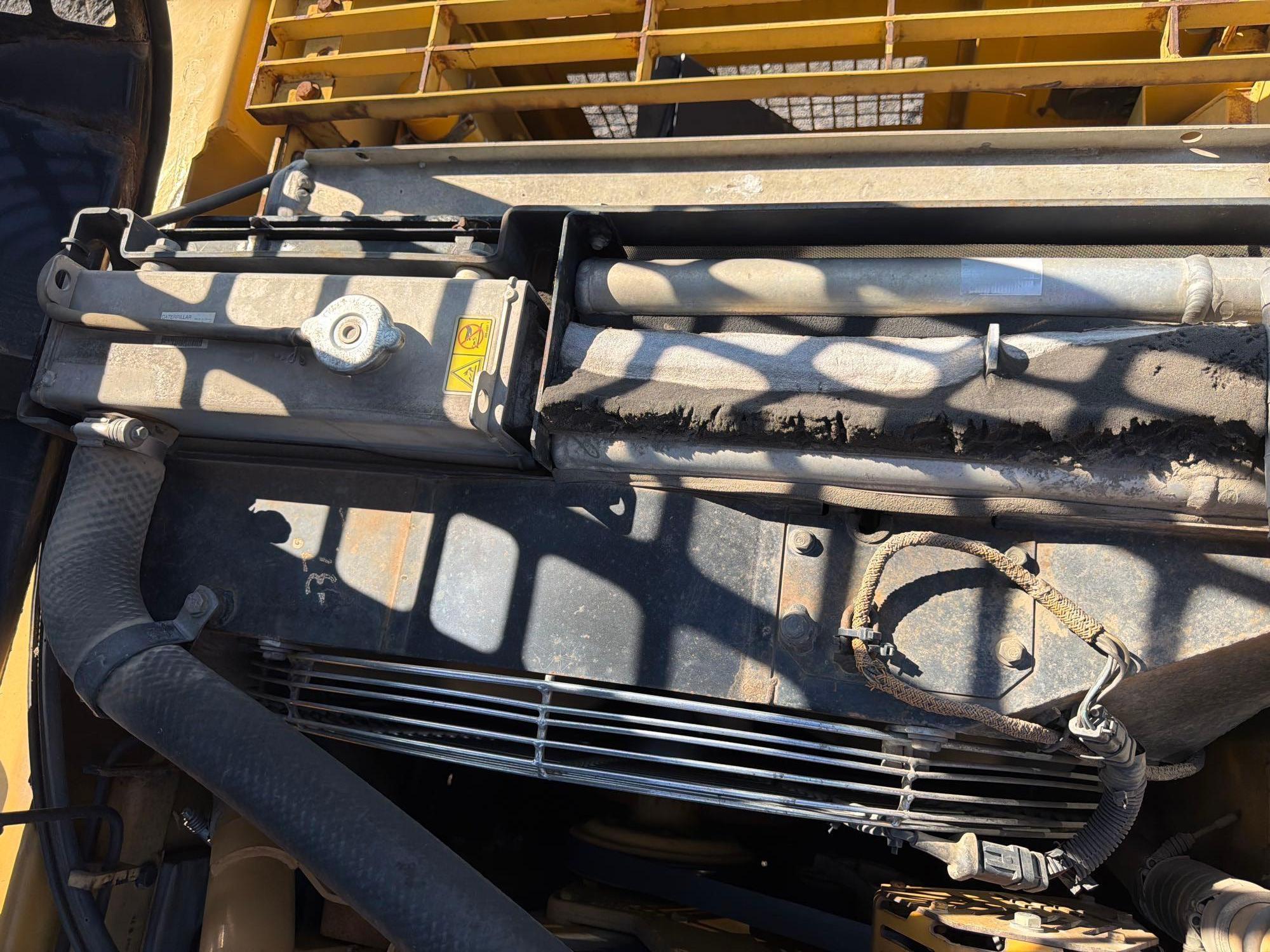 Caterpillar 325DL