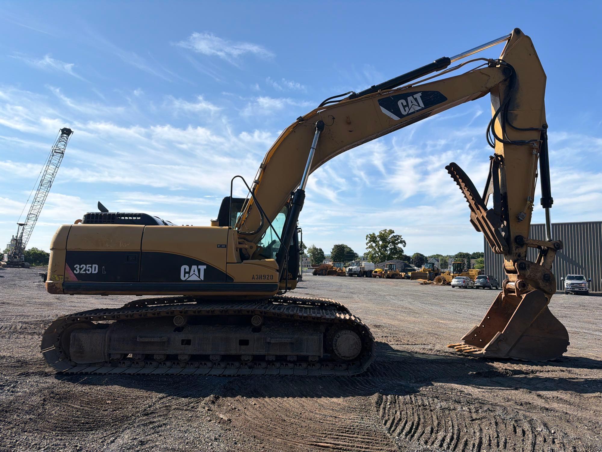 Caterpillar 325DL
