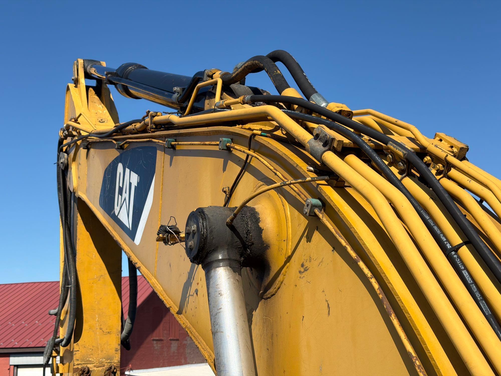 Caterpillar 325DL