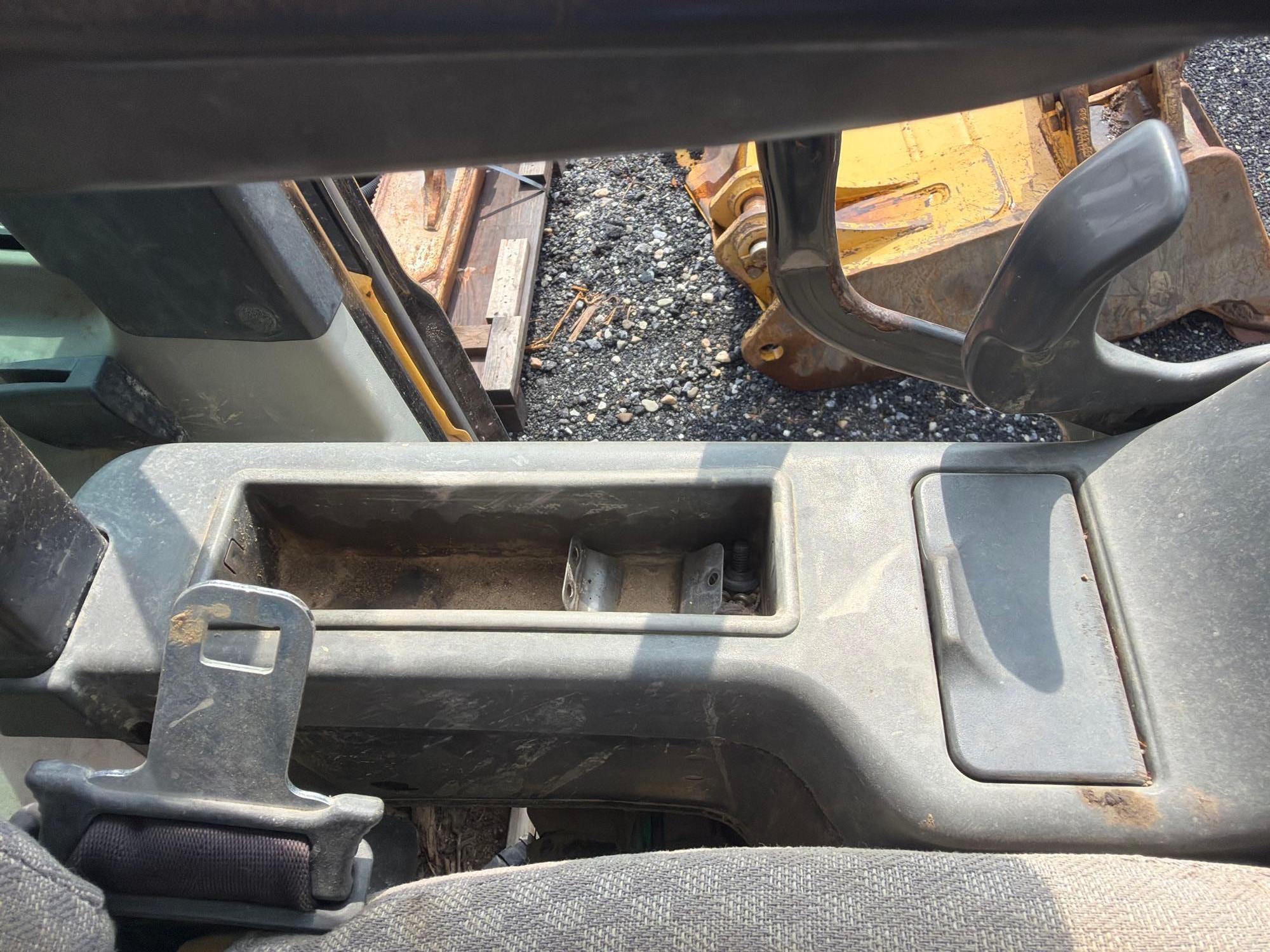 Caterpillar 325DL