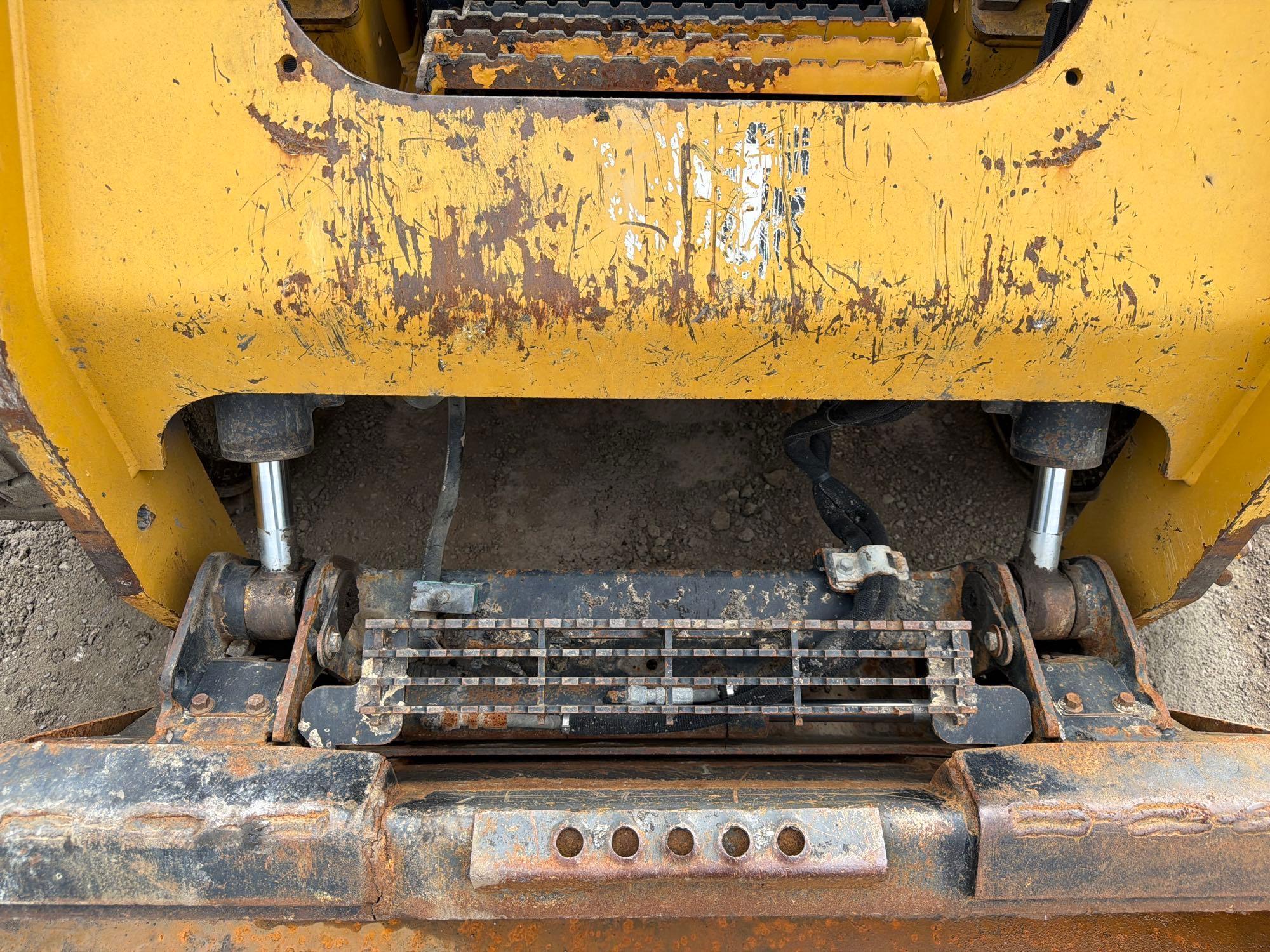 Caterpillar 272D2