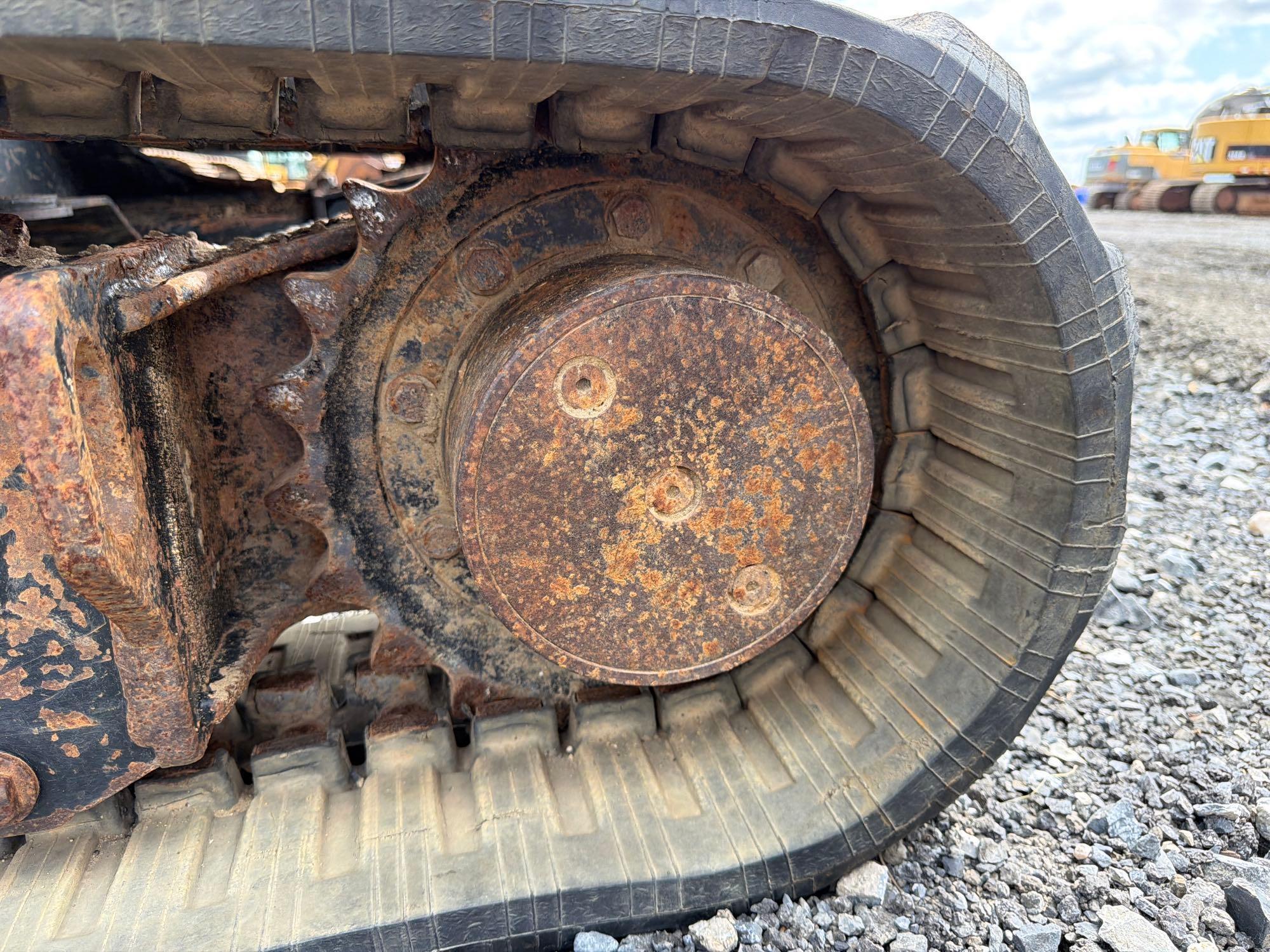 2016 Caterpillar 303