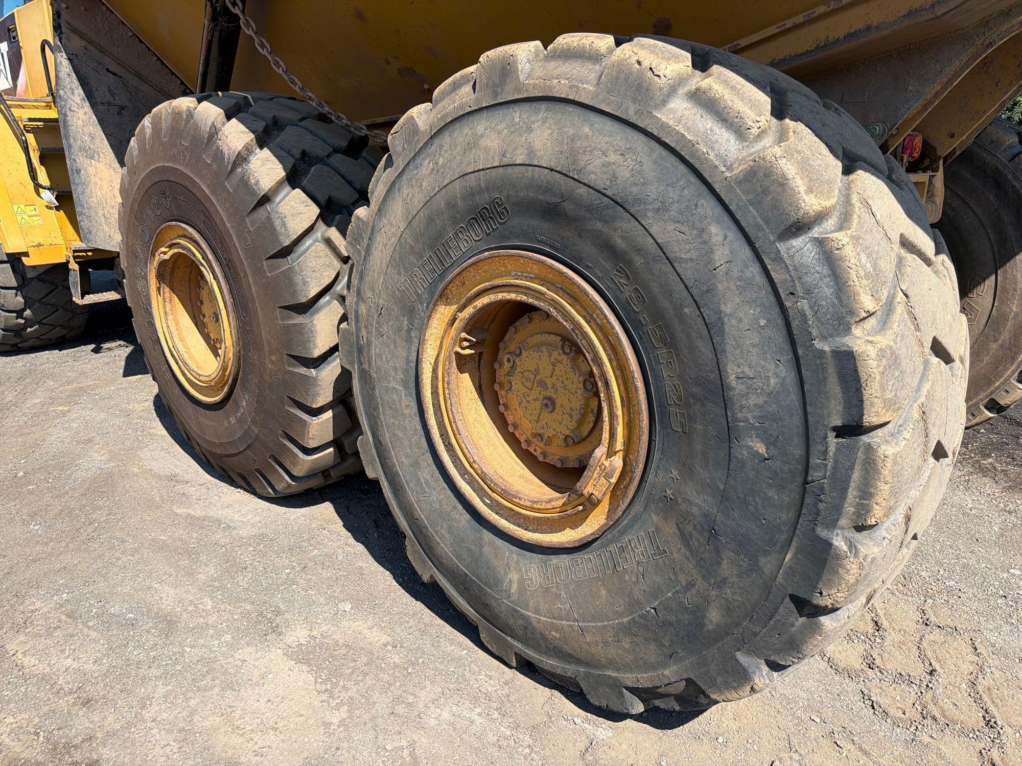 Caterpillar 740B