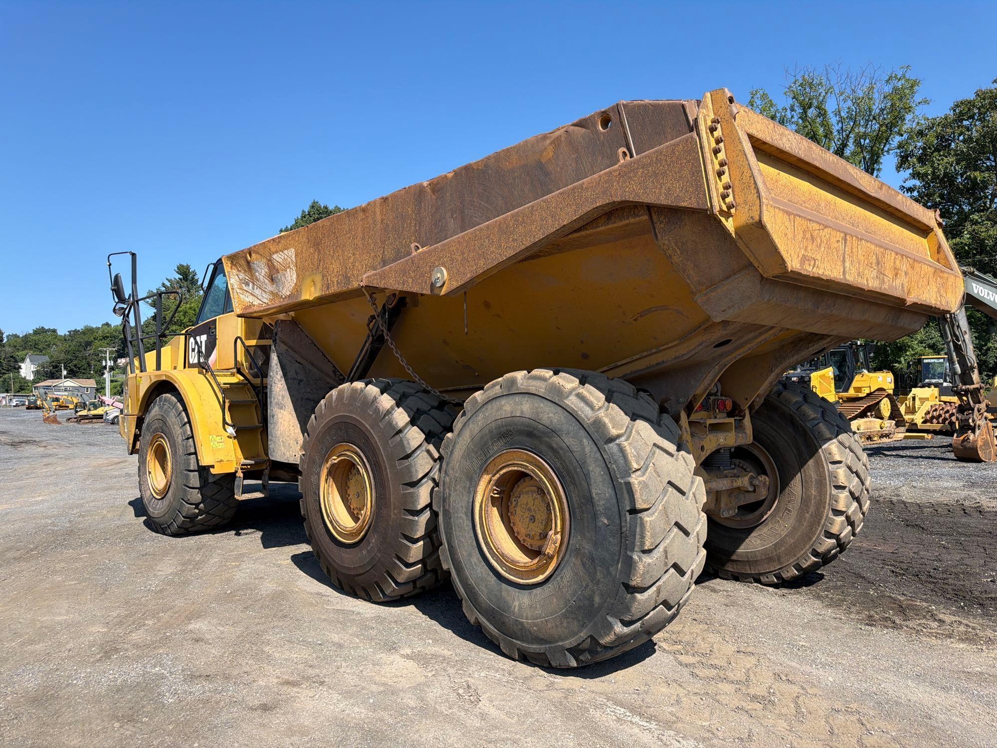 Caterpillar 740B